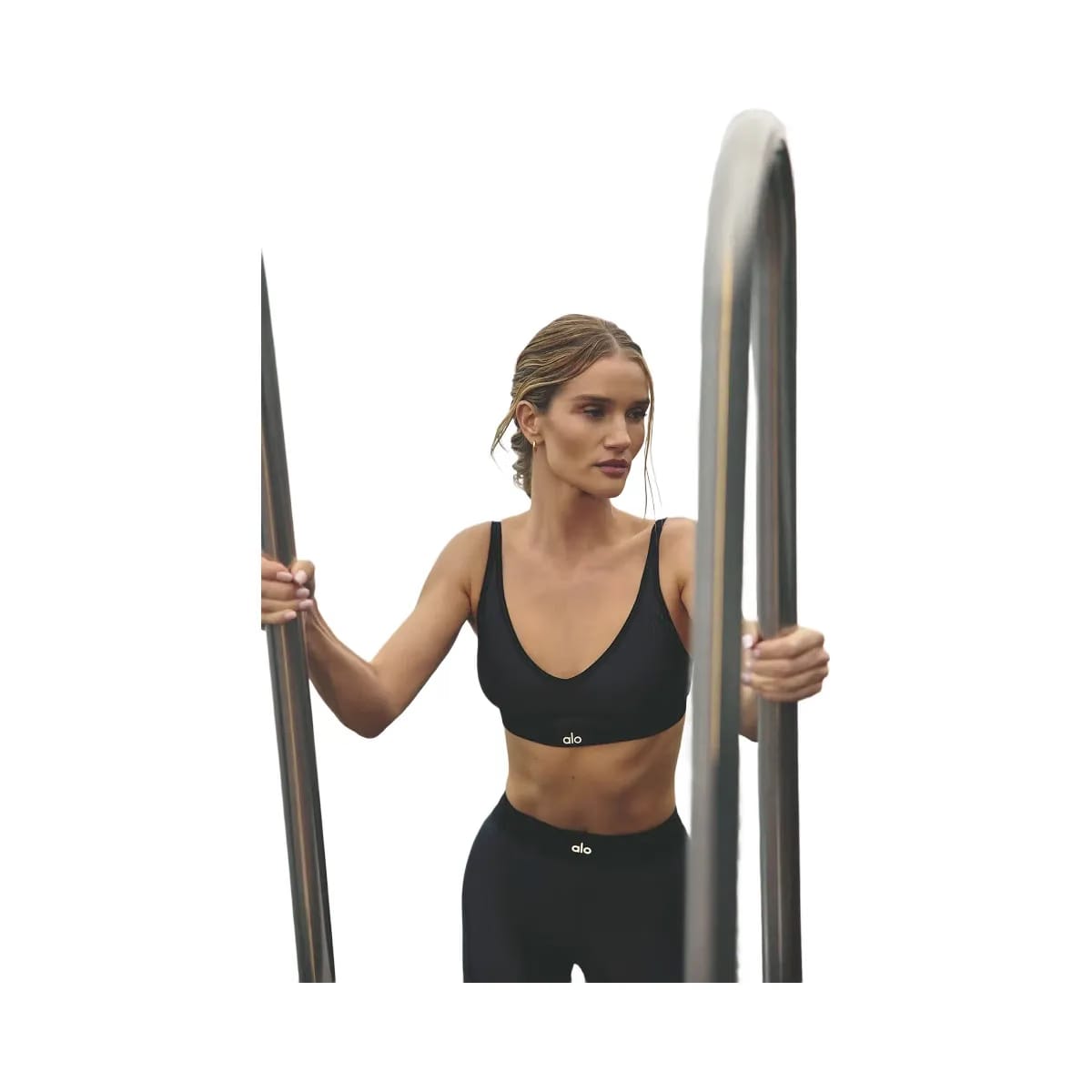 Alo Women's Airlift Line Up Bra - Black