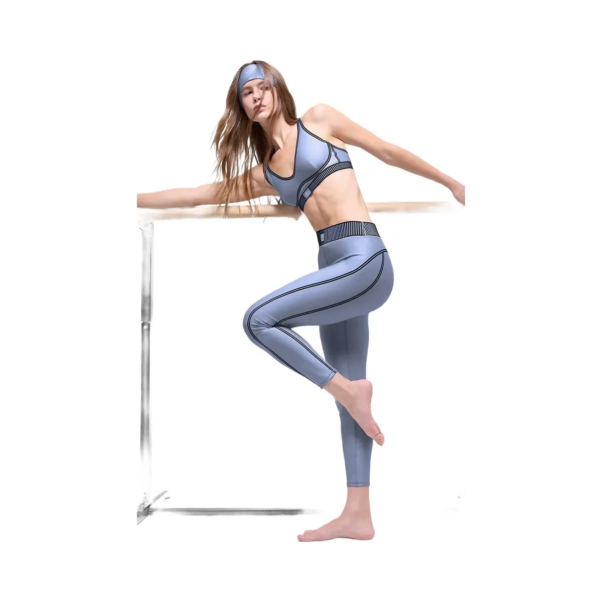 Alo Women's Airlift Line Up Bra - Winter Frost