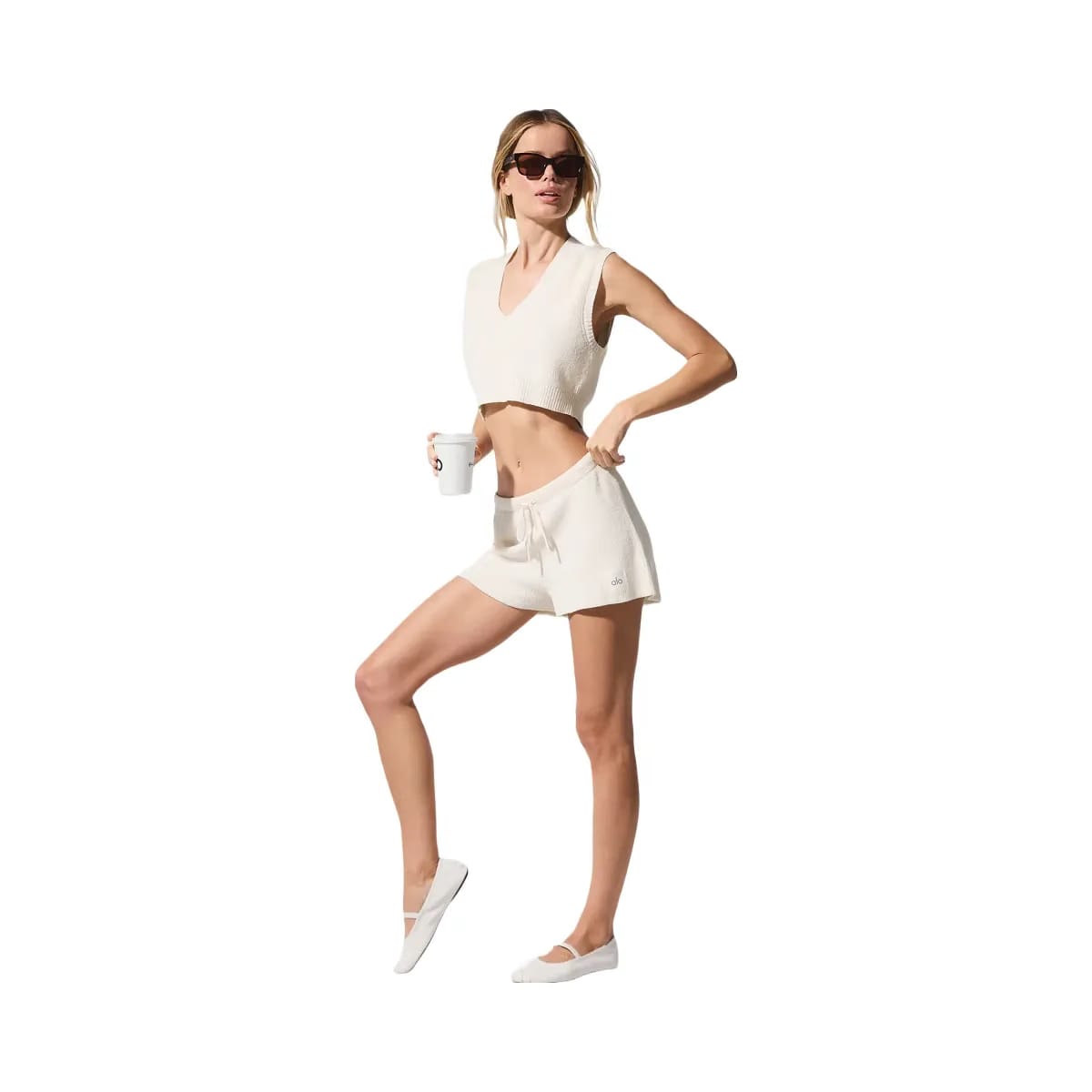 Alo Women's Supernatural Sweater Short - Ivory