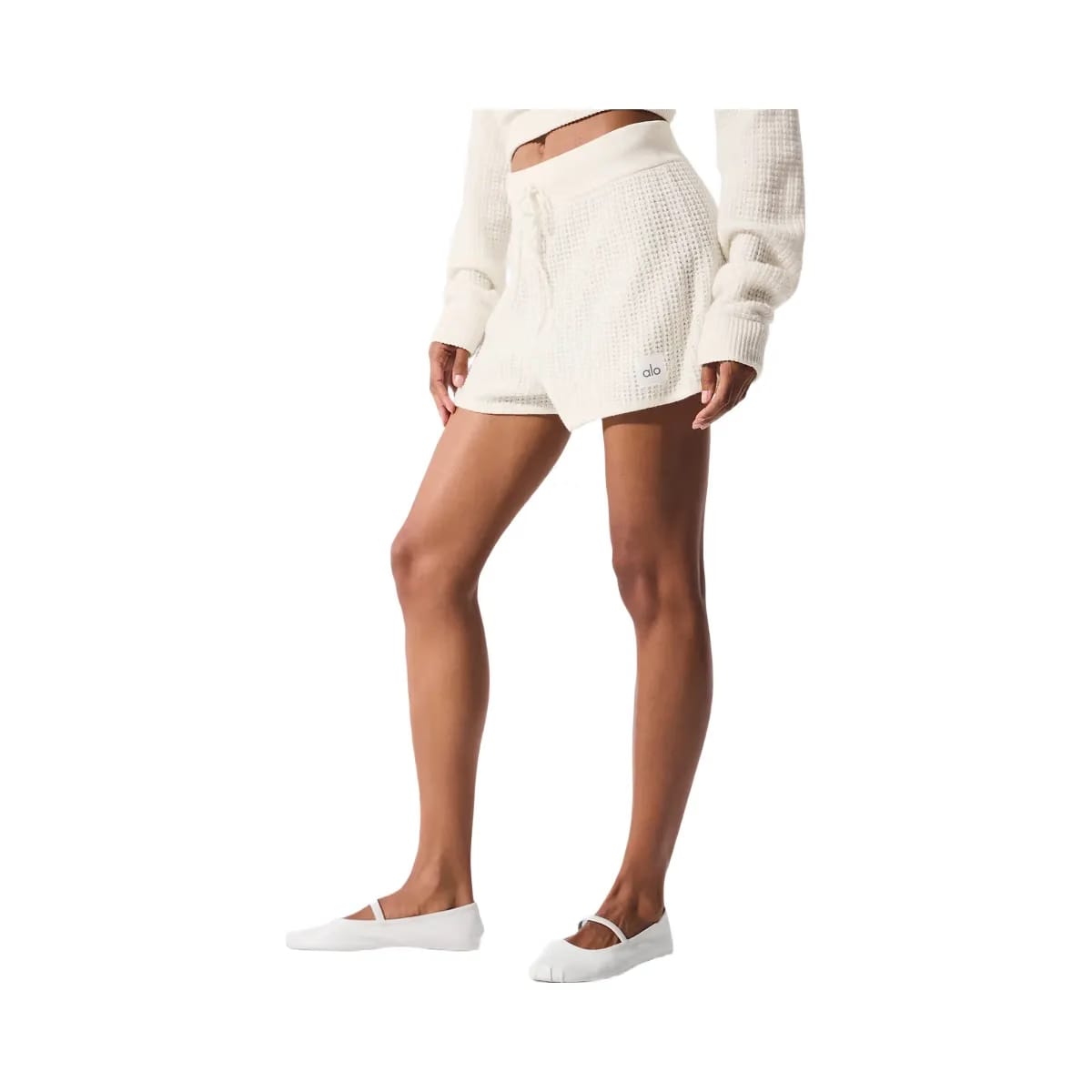Alo Women's Cashmere High-Waist Plush Waffle Short - Ivory