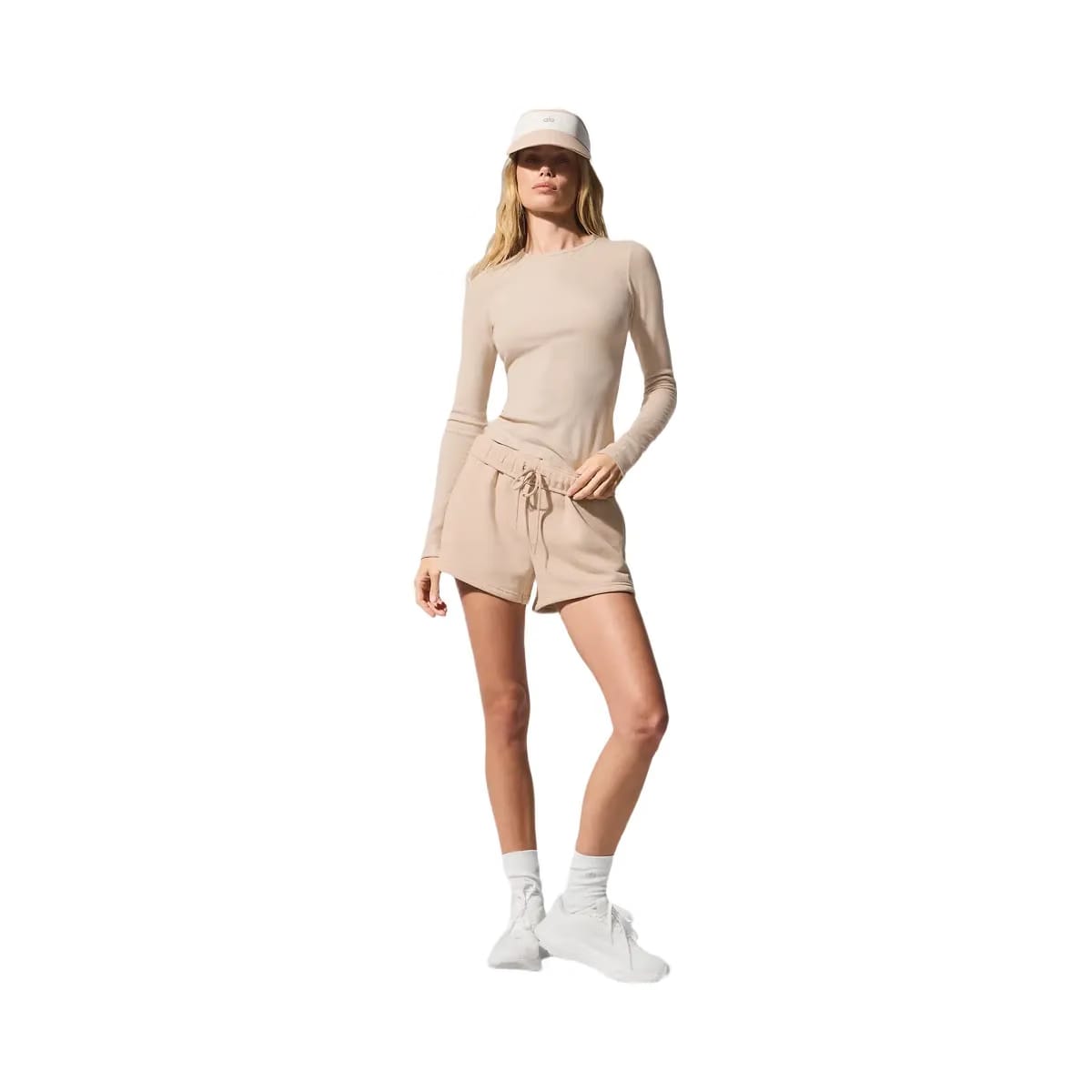 Alo Women's Accolade Short - Macadamia