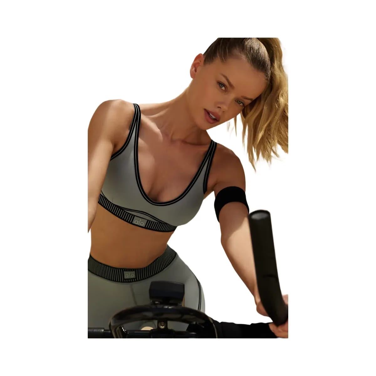 Alo Women's Airlift Line Up Bra - Lunar Grey