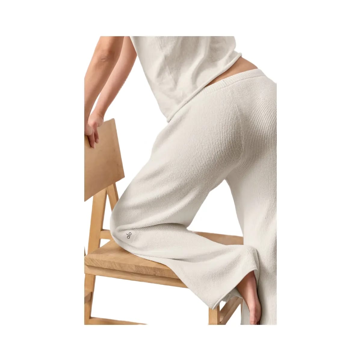 Alo Women's Supernatural Sweater Pant - Ivory