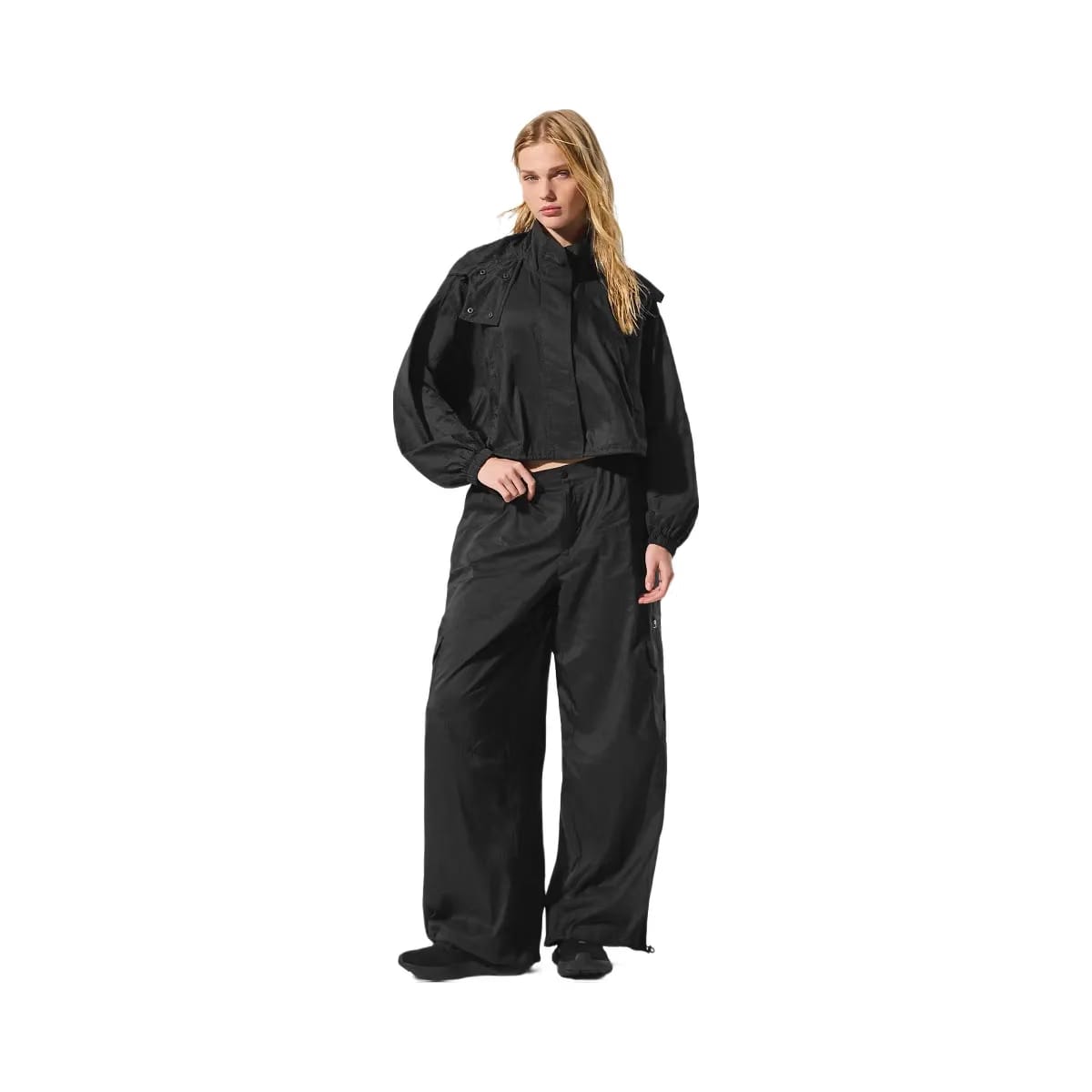 Alo Women's Cropped Game Time Full Zip Jacket - Black