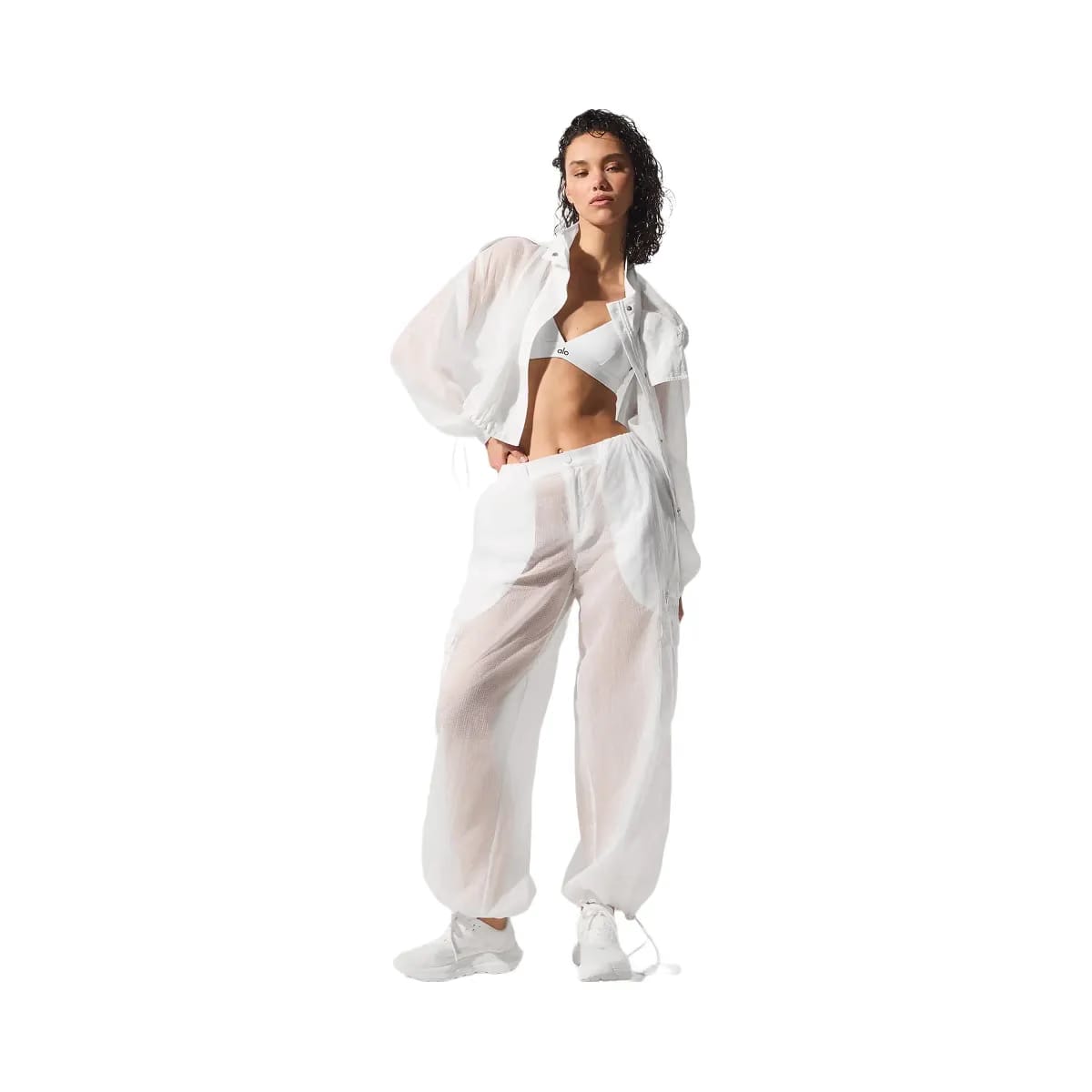 Alo Women's Cropped Game Time Full Zip Jacket - White