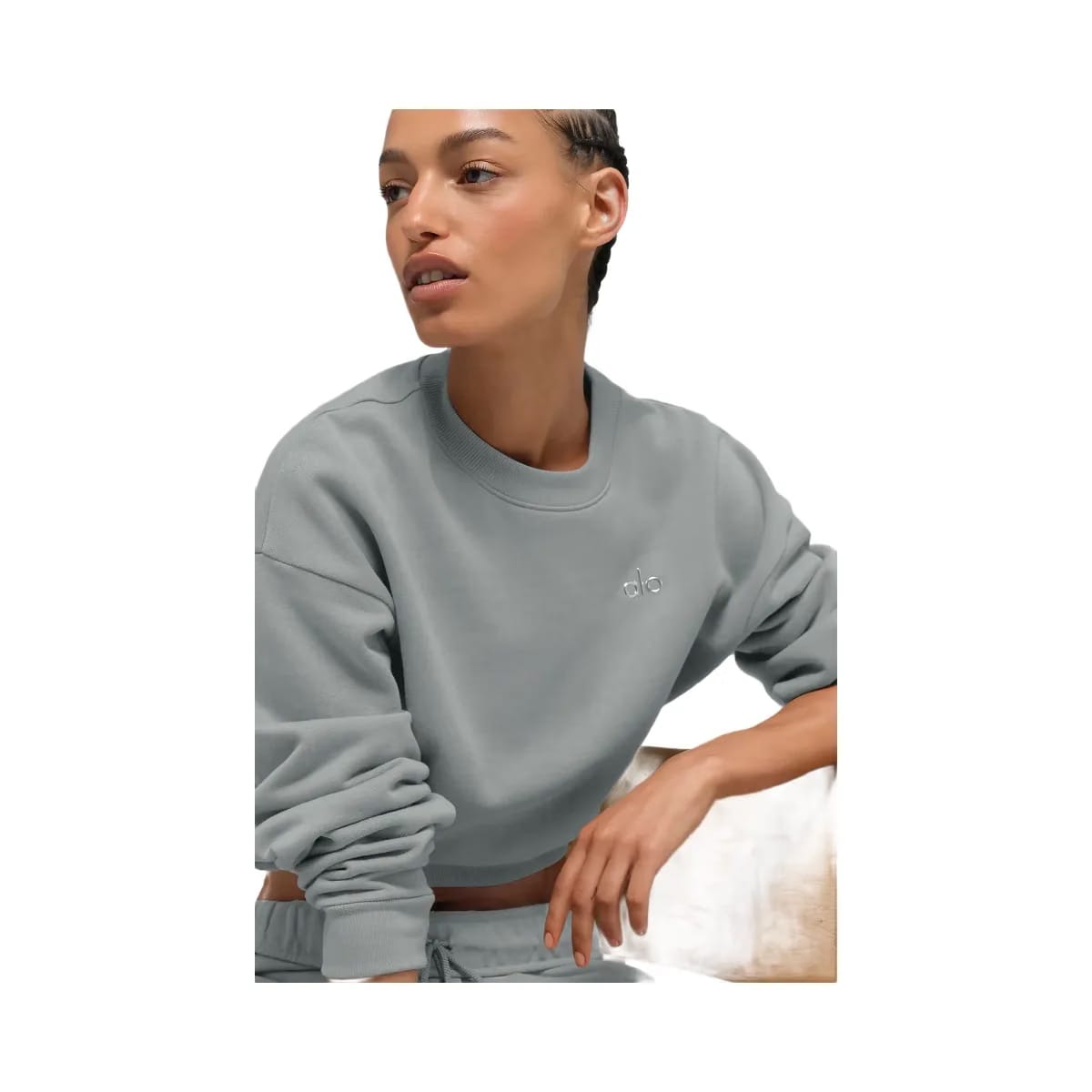Alo Women's Cropped Accolade Crewneck - Lunar Grey