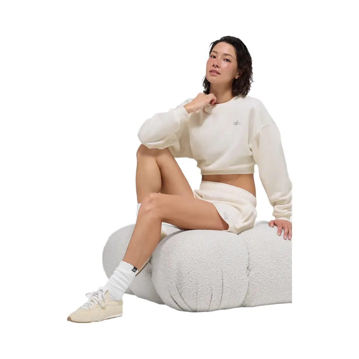 Alo Women's Cropped Accolade Crewneck - Ivory