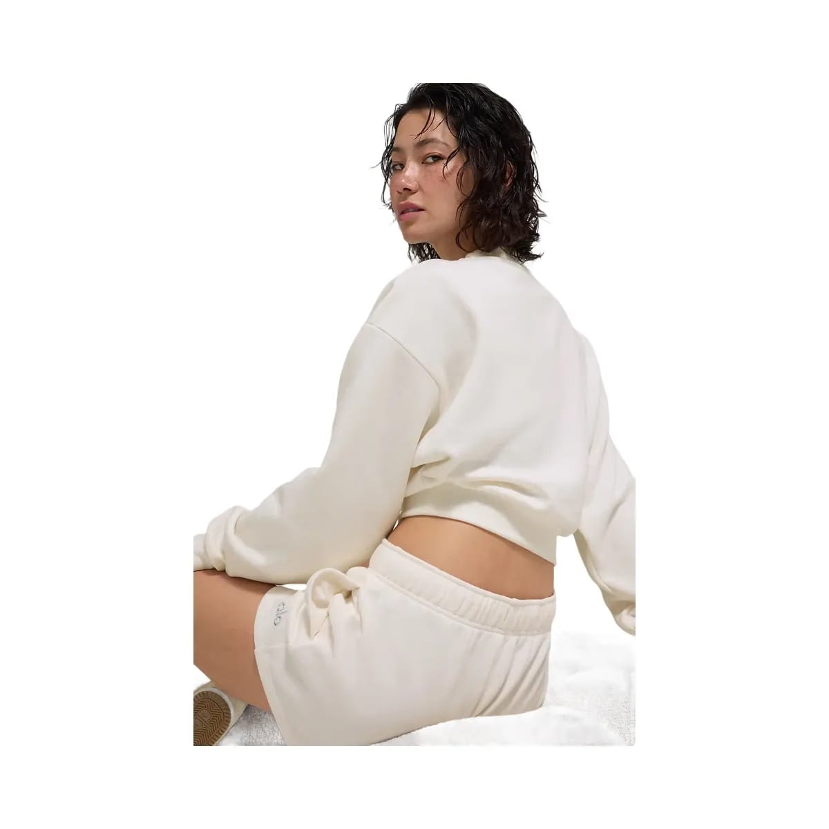 Alo Women's Cropped Accolade Crewneck - Ivory