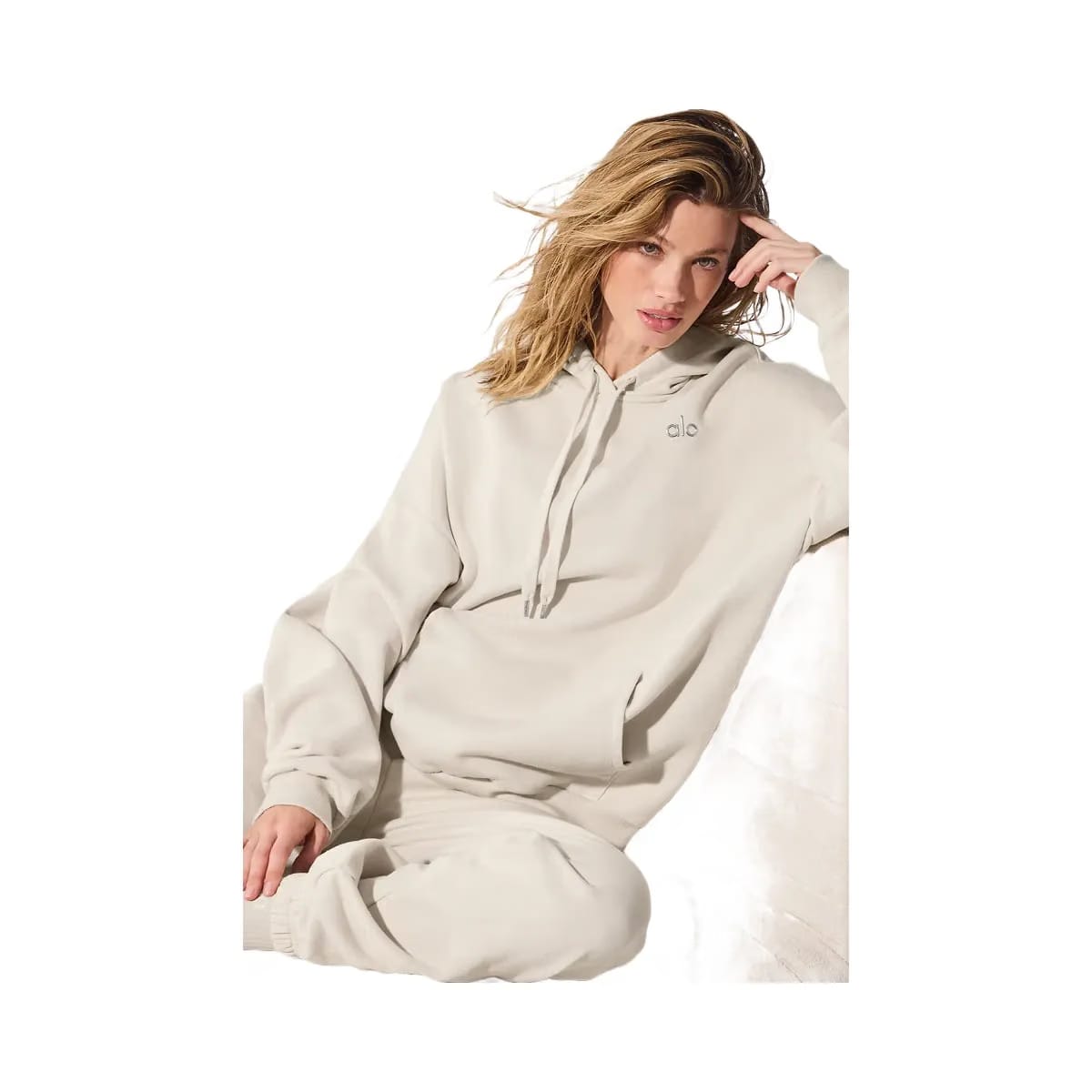 Alo Women's Accolade Hoodie - Bone