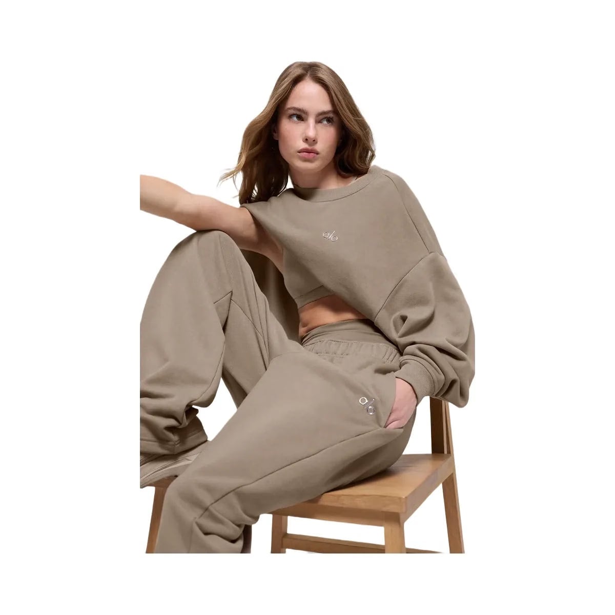 Alo Women's Accolade Crew Neck Pullover - Gravel