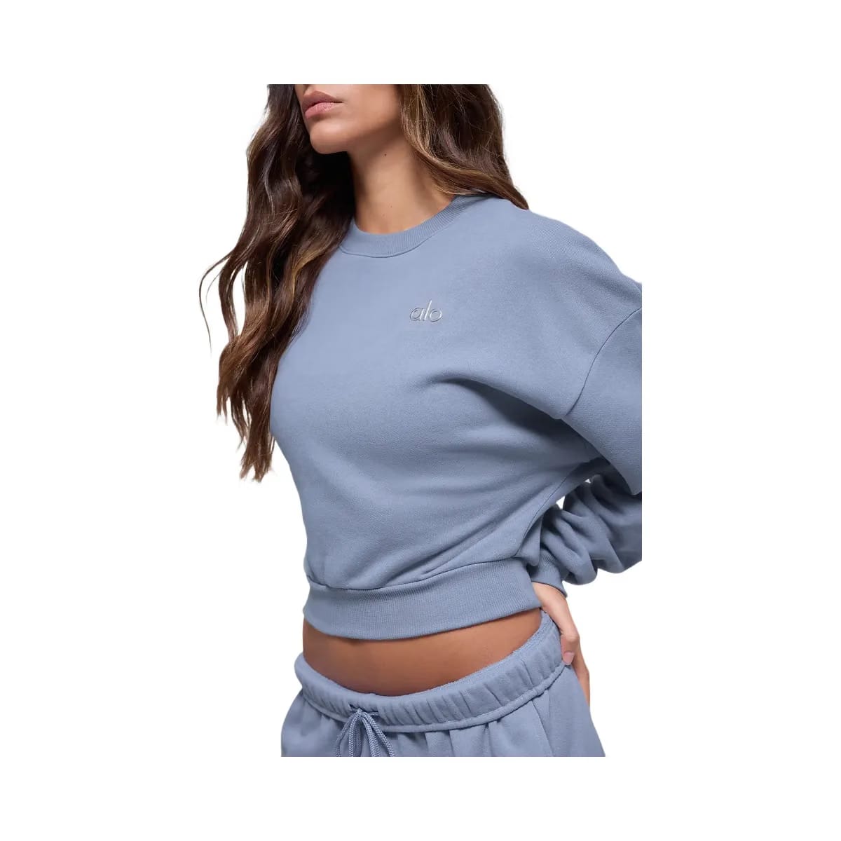 Alo Women's Cropped Accolade Crewneck - Winter Frost