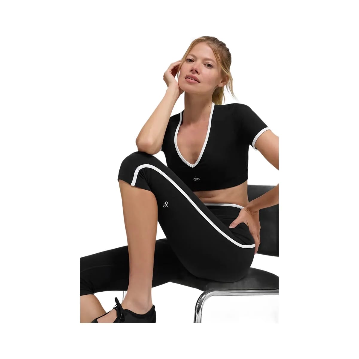 Alo Women's Airbrush High-Waist Race Pace Capri - Black/White