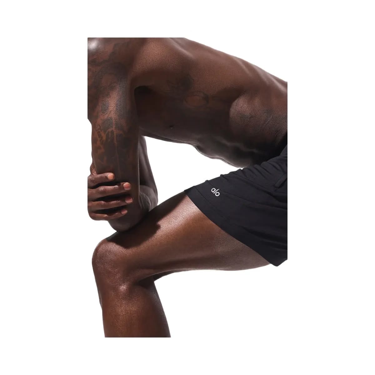 Alo Men's 7" Conquer React Performance Short - Black