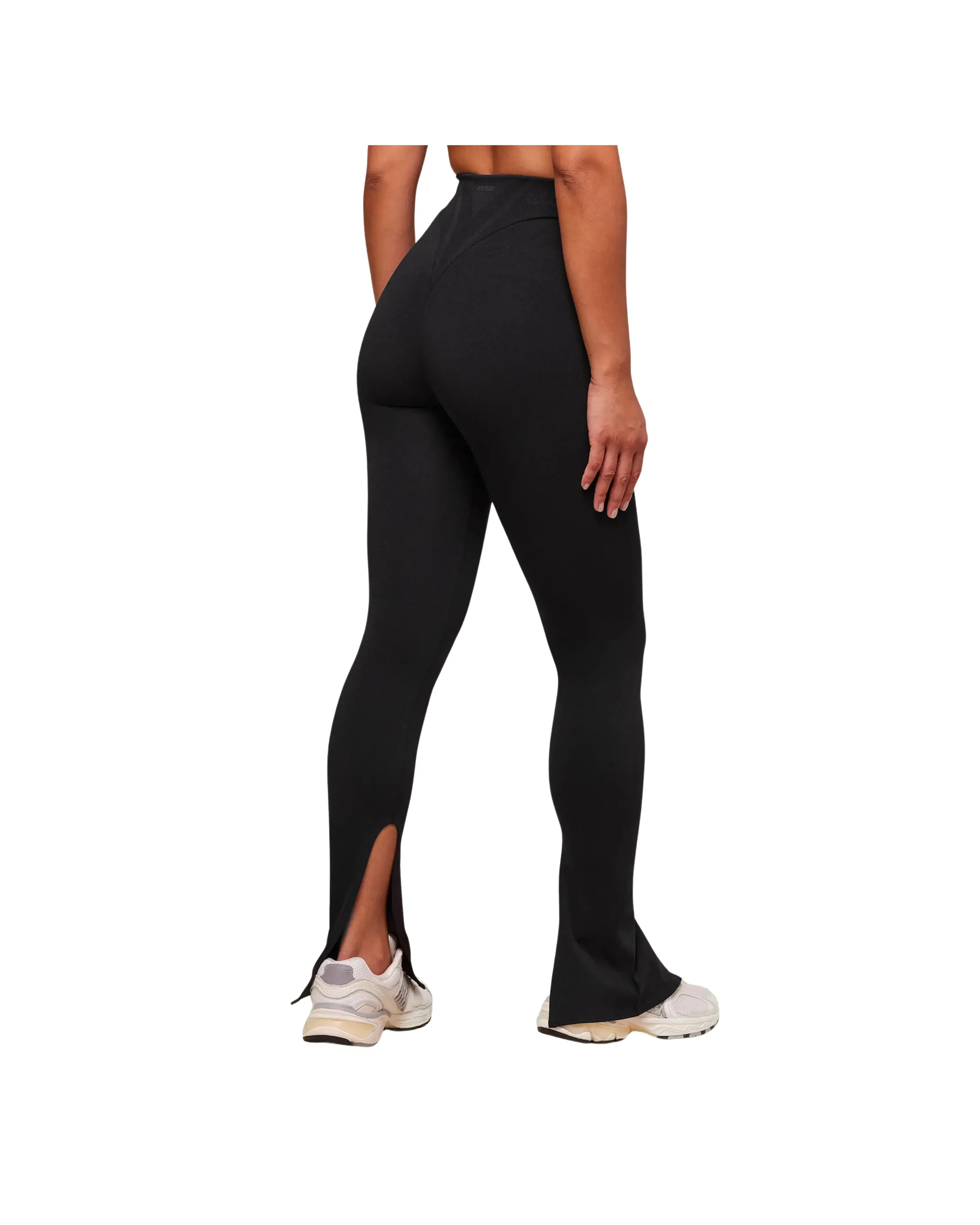 Gymshark Everywhere Warp Knit Flare Leggings slim fit Black