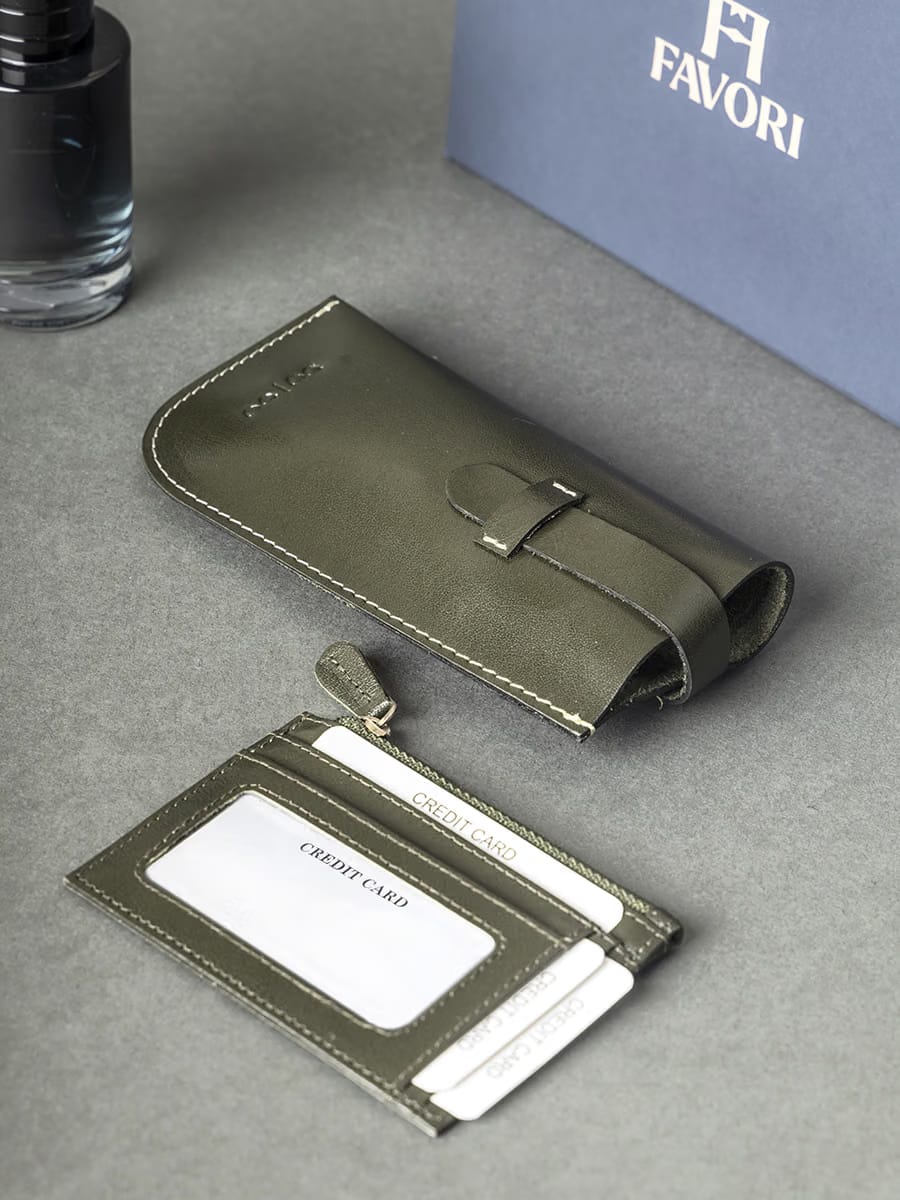 Set of Spectacle Case and Credit Card Holder - Leather | Olive