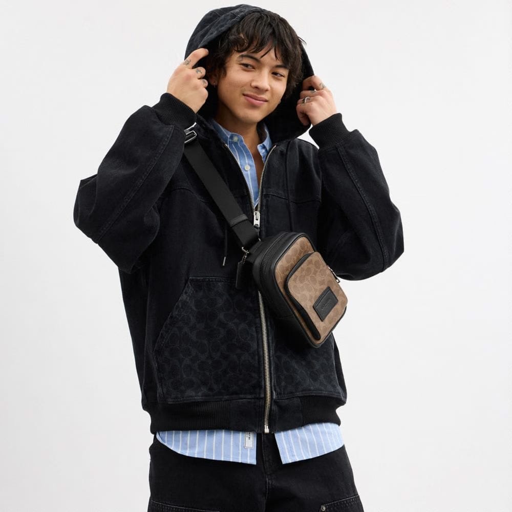 Coach Racer Sling Pack In Signature Canvas Gunmetal Tan Black