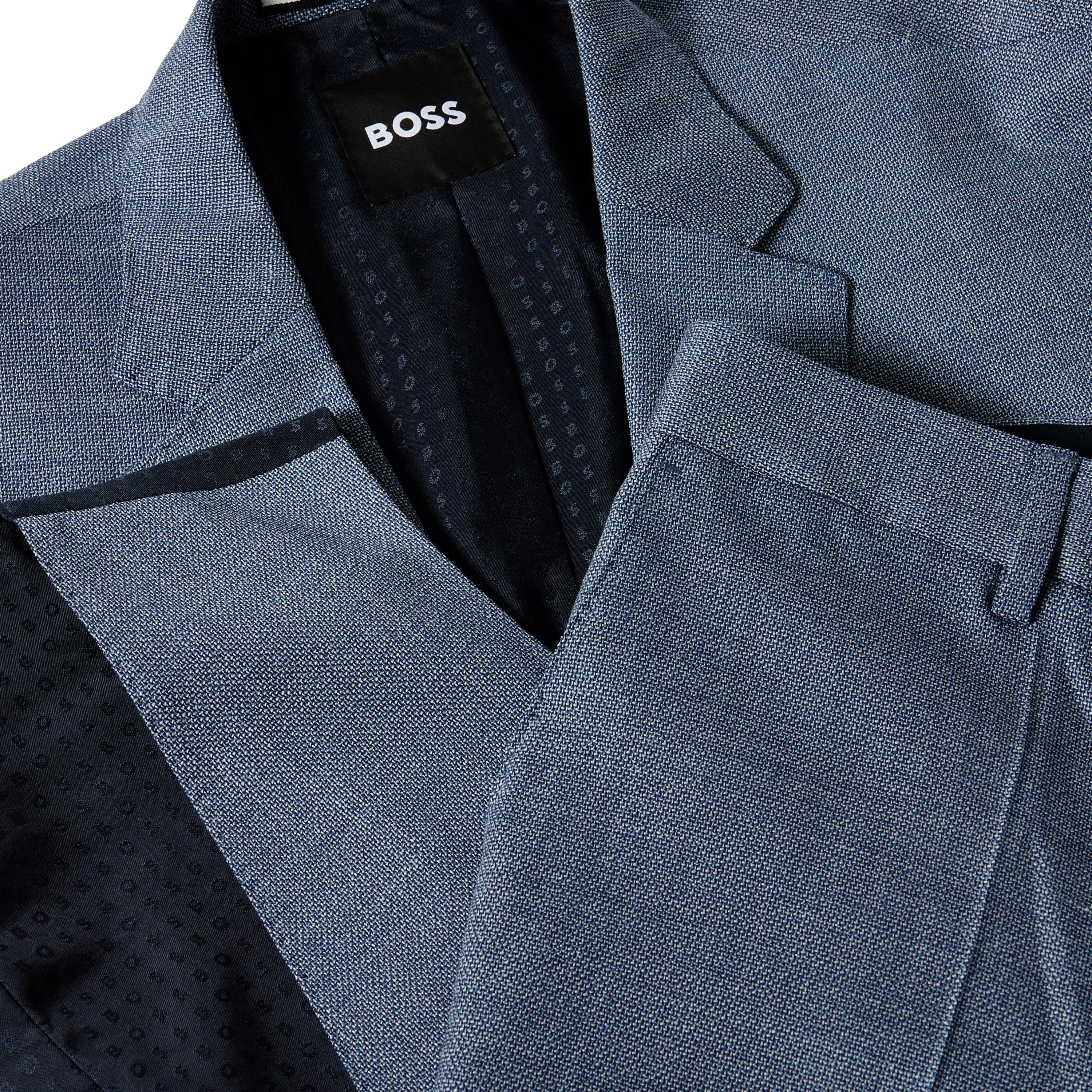 Huge Suit