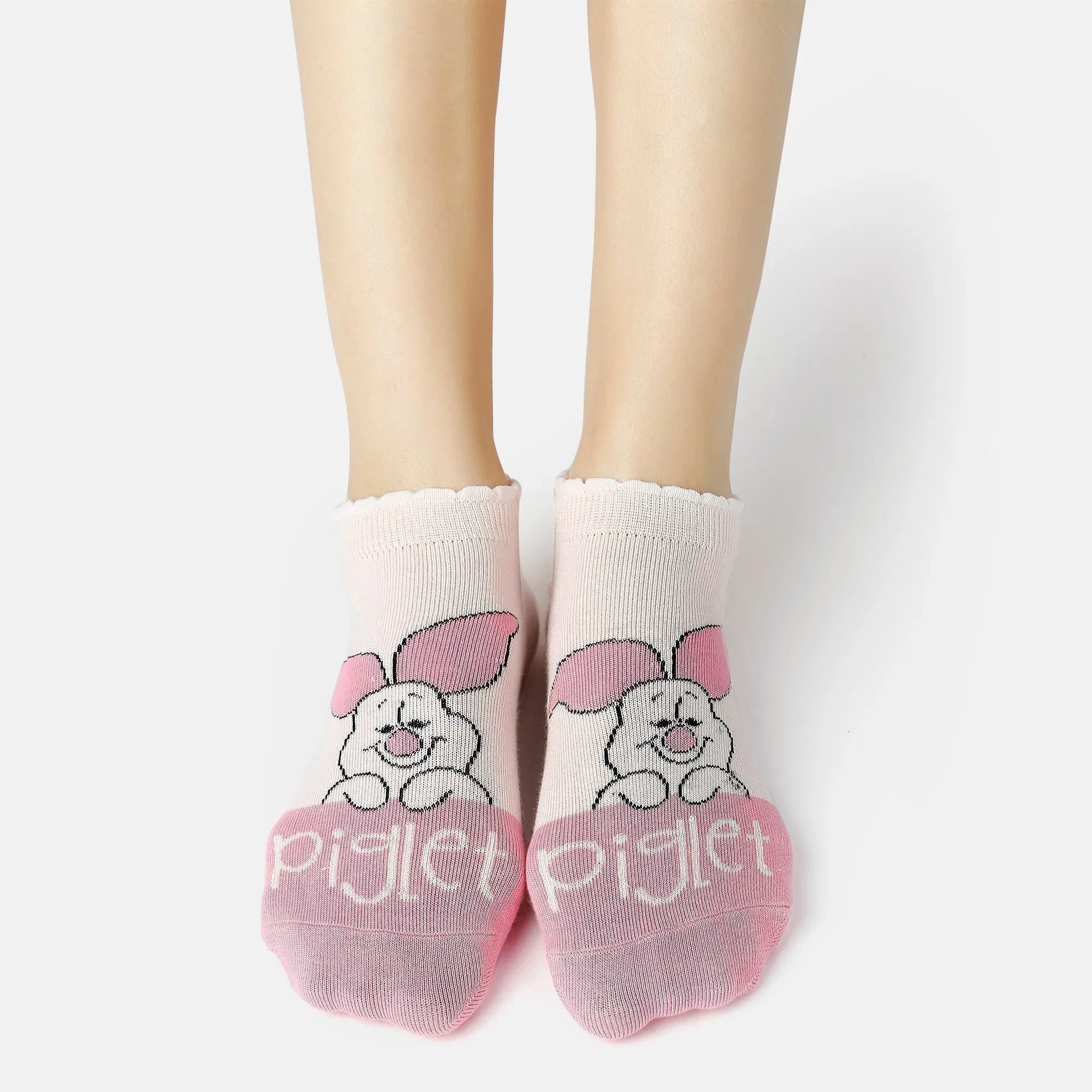 Women’s Winnie The Pooh Themed Ankle Socks