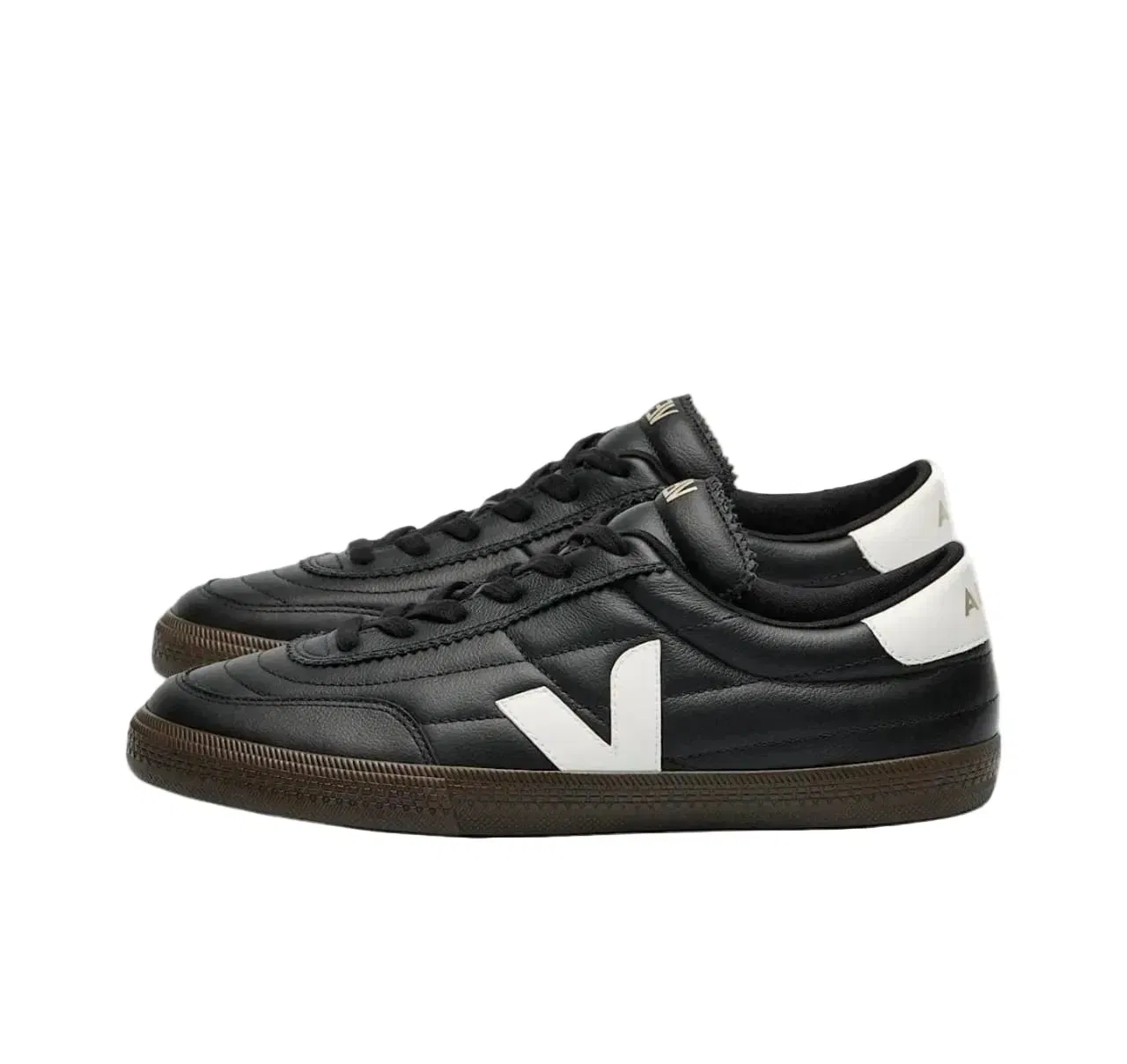 VEJA Panenka O.T. Leather Black White