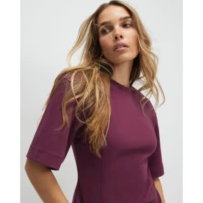 Red Short Sleeve Tie Back Seamed Top