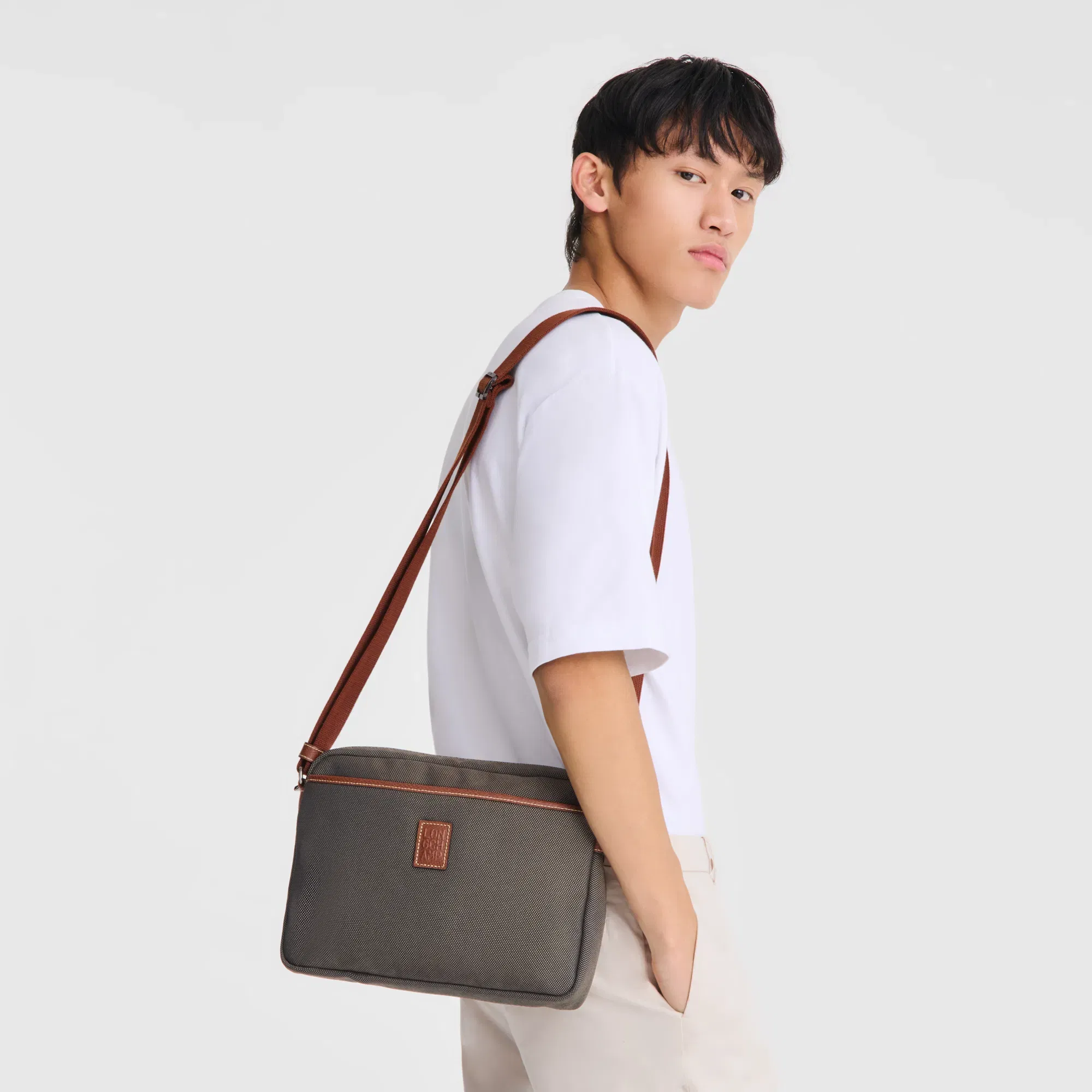 Longchamp Boxford M Camera bag Brown