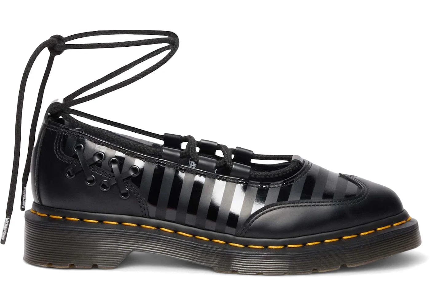 Dr. Martens Elphie Ii Wednesday Womens
