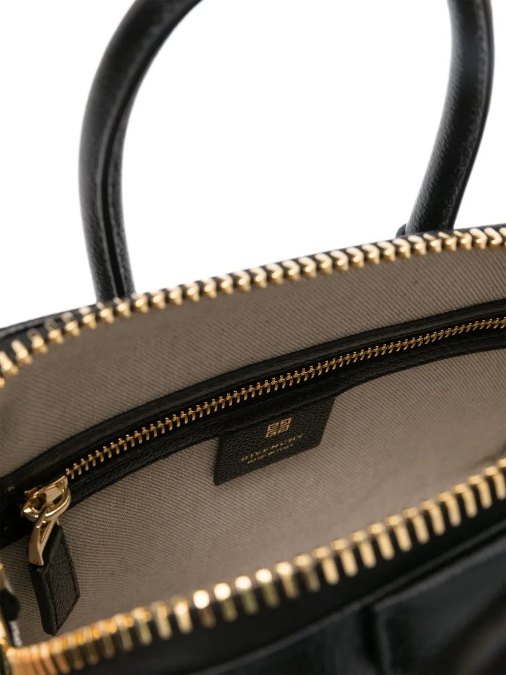 Antigona leather mini bag