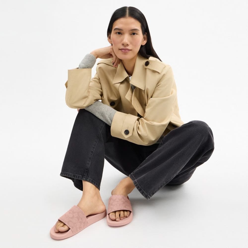Women's Coach Udele Sport Slide In Signature Jacquard Canvas Carnation