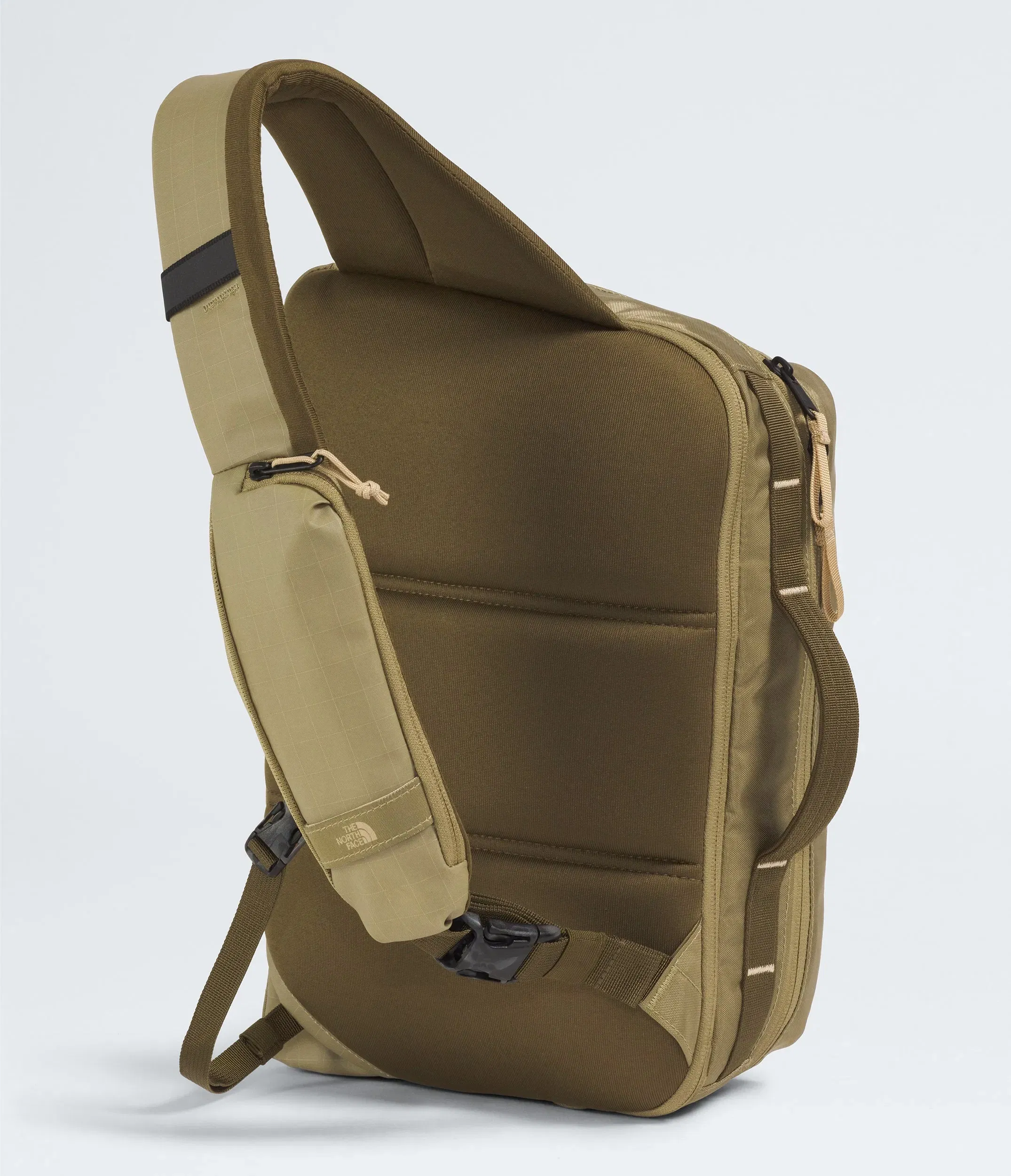 The North Face Base Camp™ Voyager Sling Cedar-Sycamore-Khaki Stone
