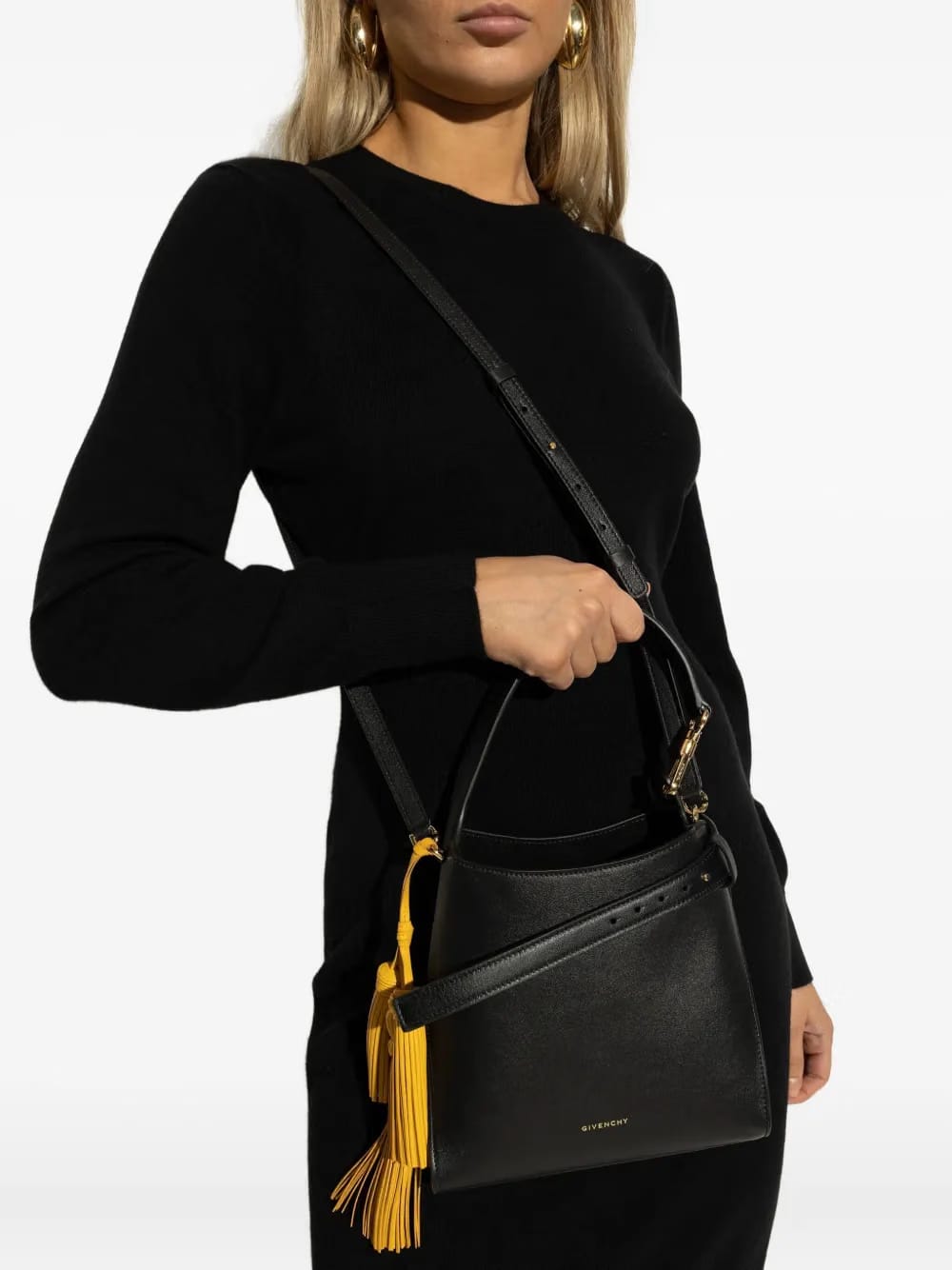 tassel-embellished leather tote bag
