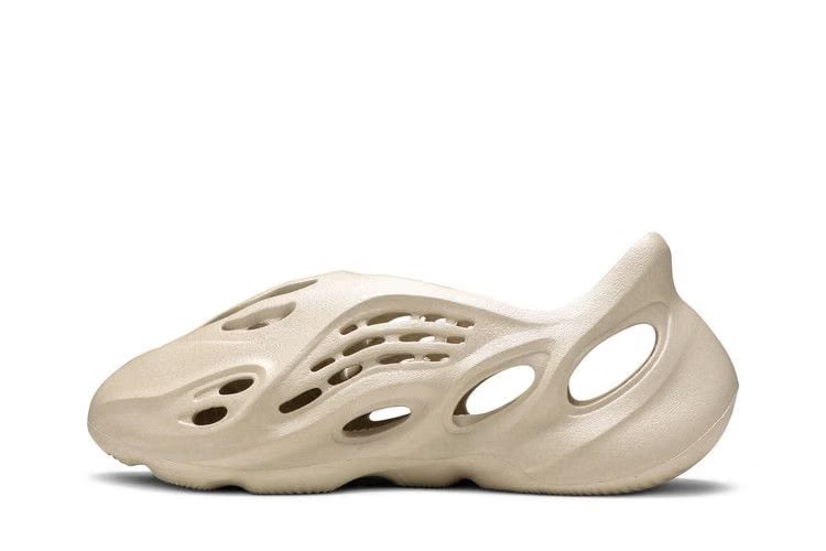 Yeezy Foam Runner Sand