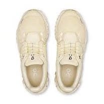 On Running Cloud 6 Woment Castor Ivory