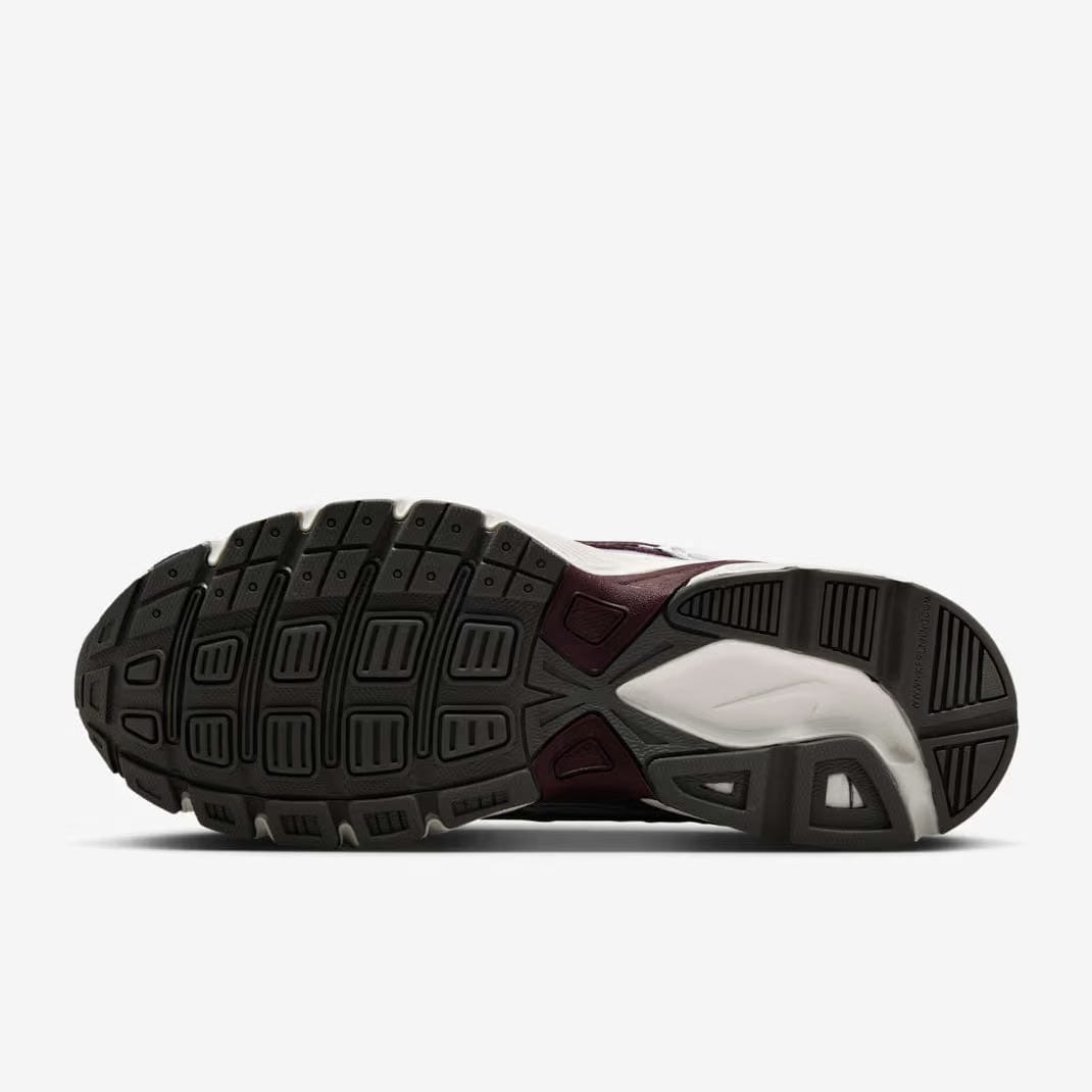 Nike Wmns Initiator 'White Burgundy Crush'