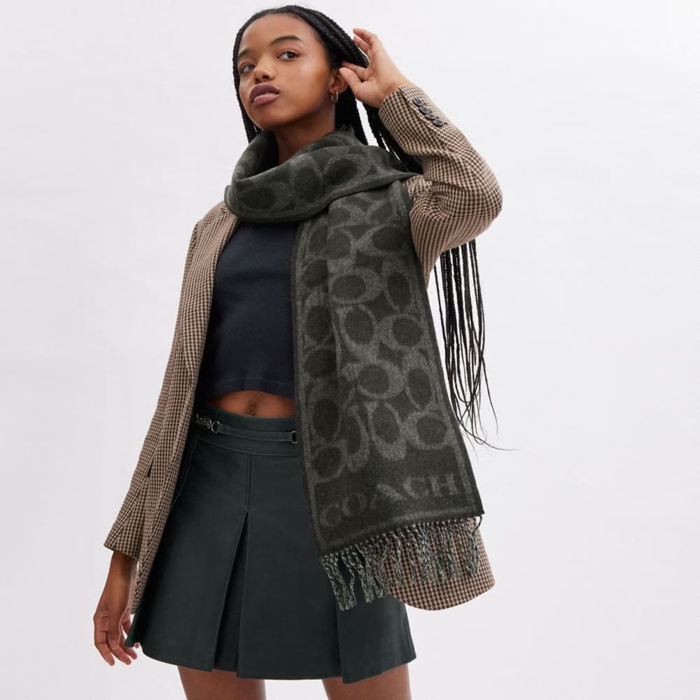 Coach Reversible Signature Cashmere Muffler Black Black