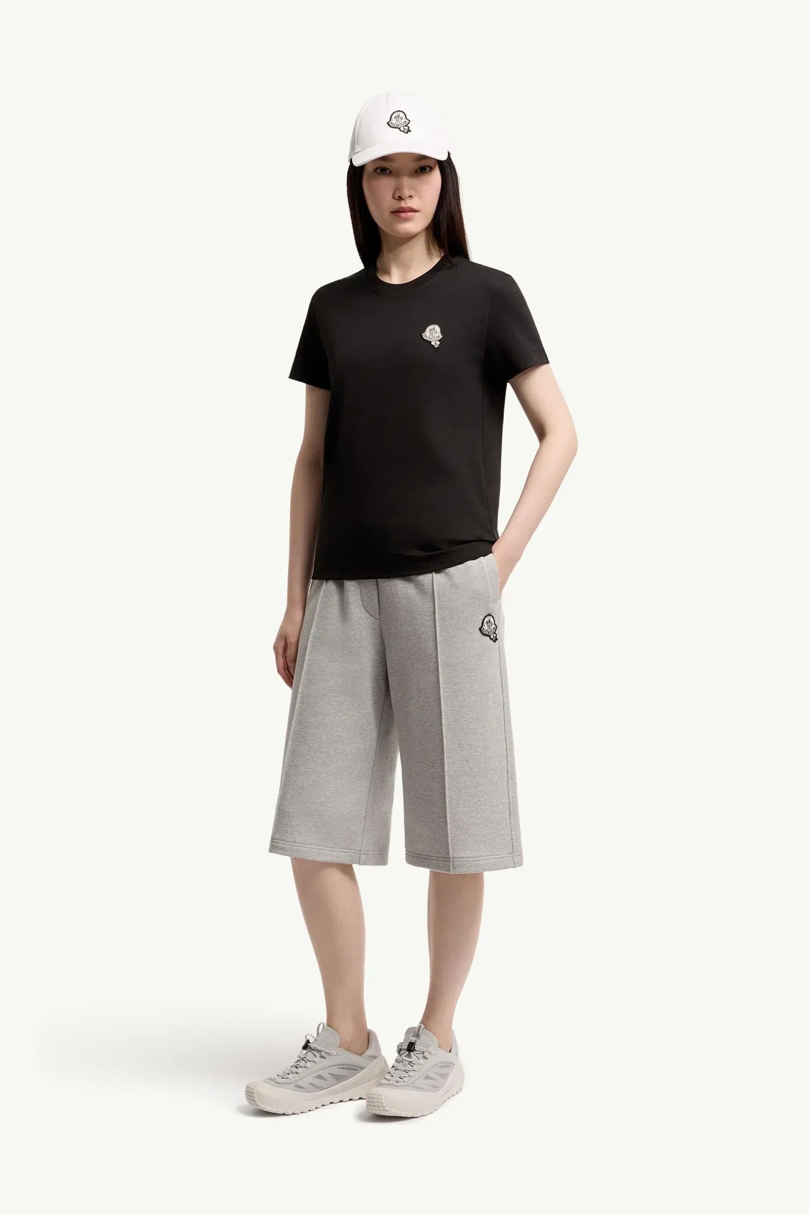 Moncler Logo Patch Cotton T-Shirt Black Black