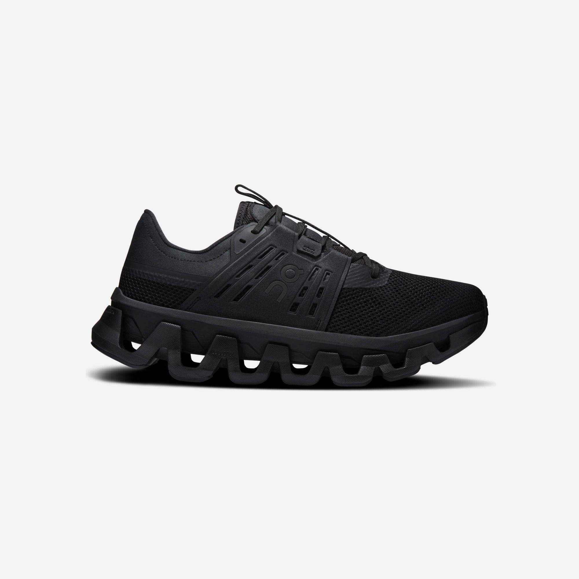On Cloudswift Amp Black Black