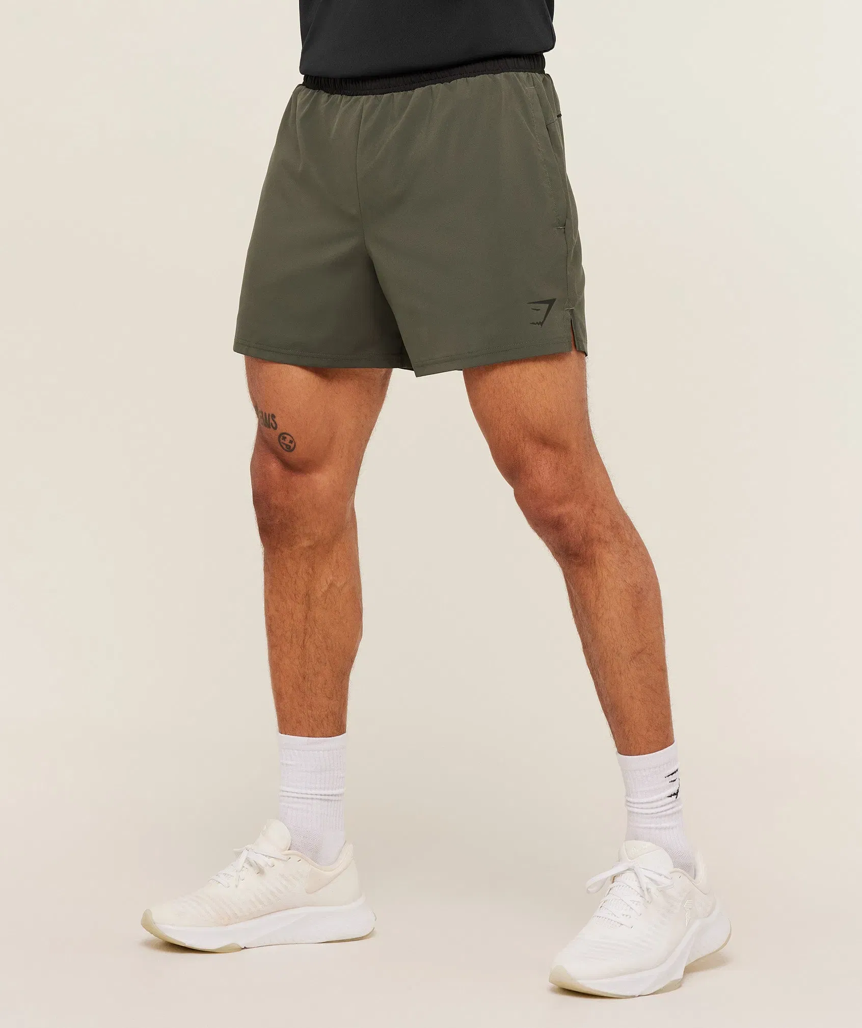 Gymshark Arrival Contrast Shorts - Strength Green/Black