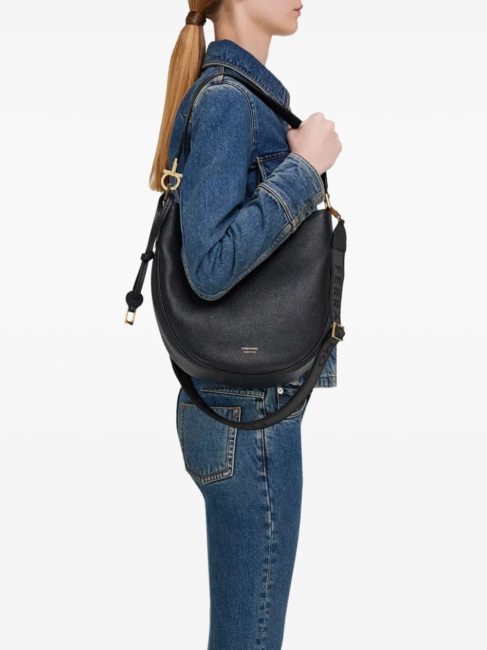 North-South leather shoulder bag