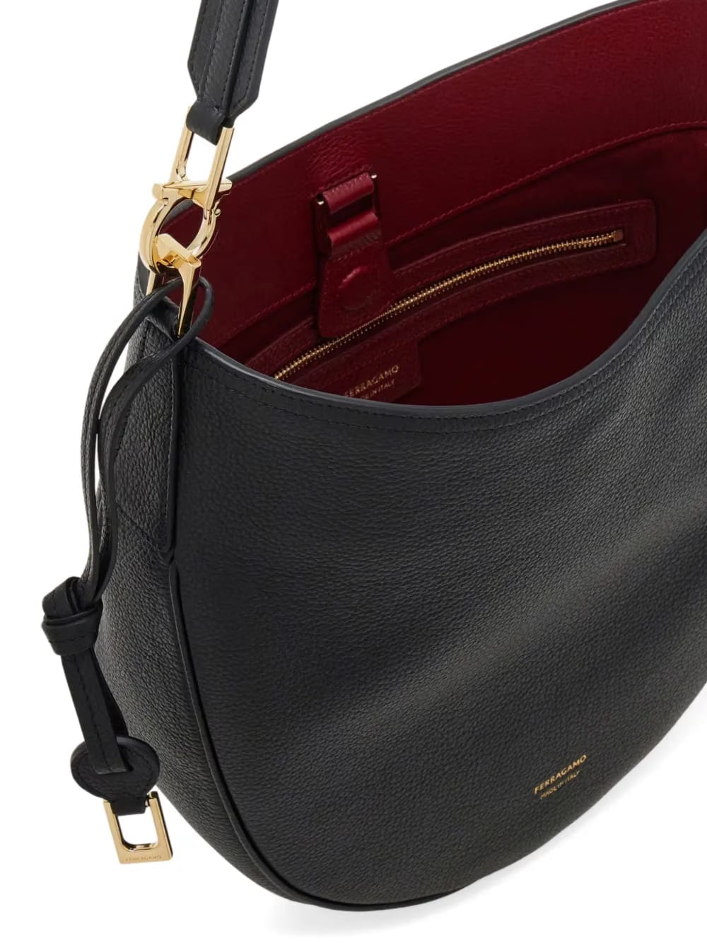 North-South leather shoulder bag