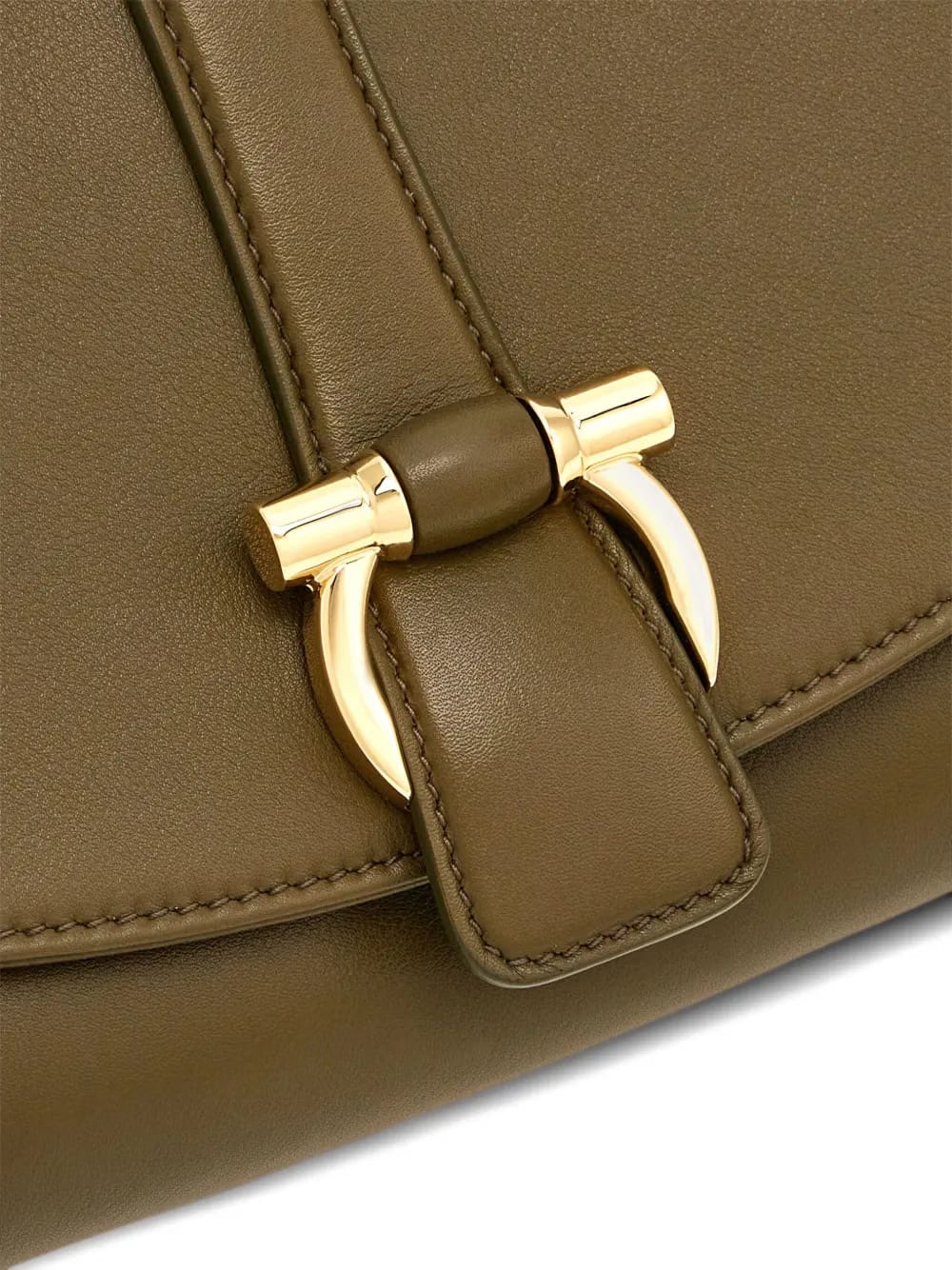 medium front flap soulder bag