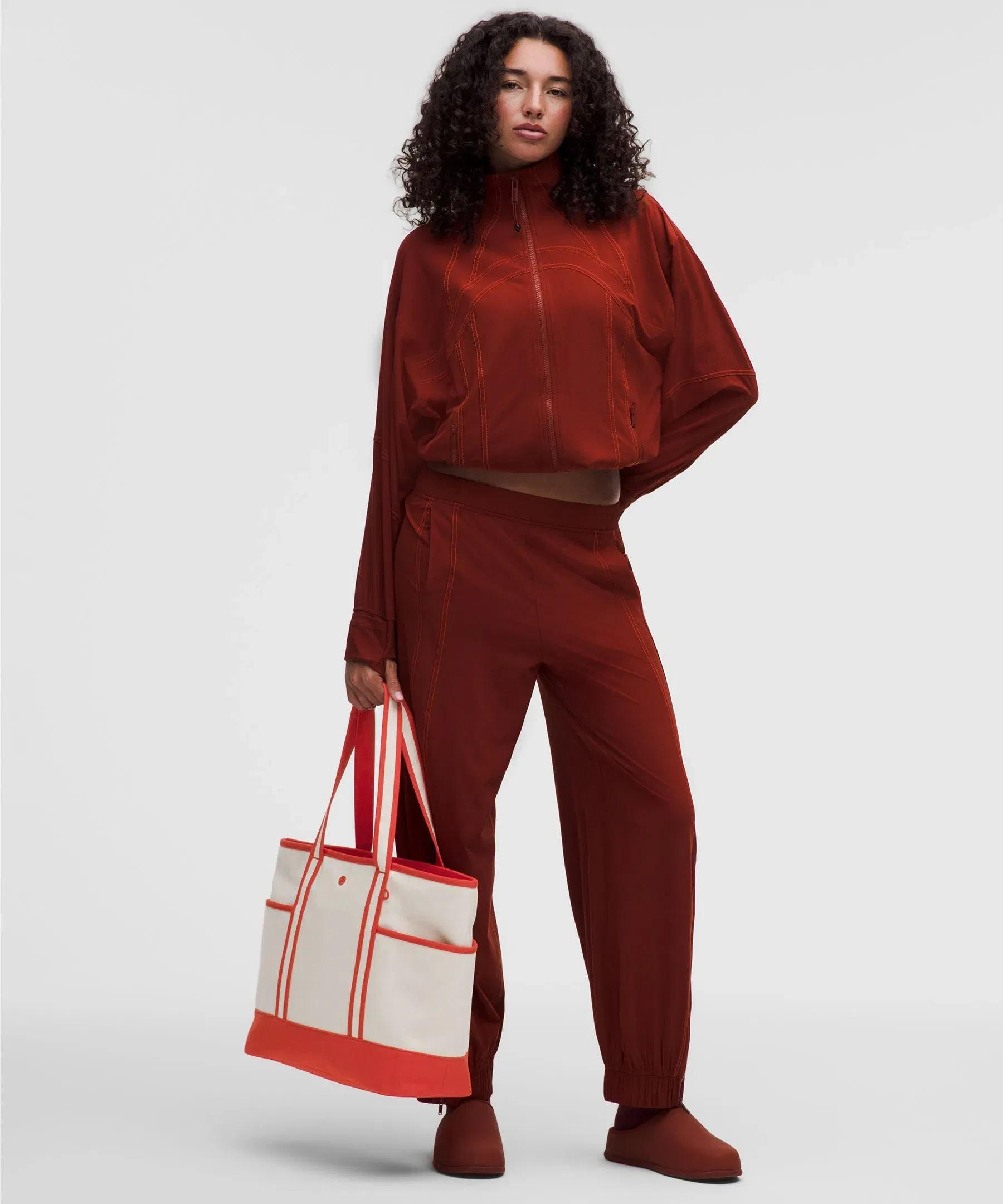 Lululemon Daily Multi-Pocket Zip-Top Tote Bag 18L