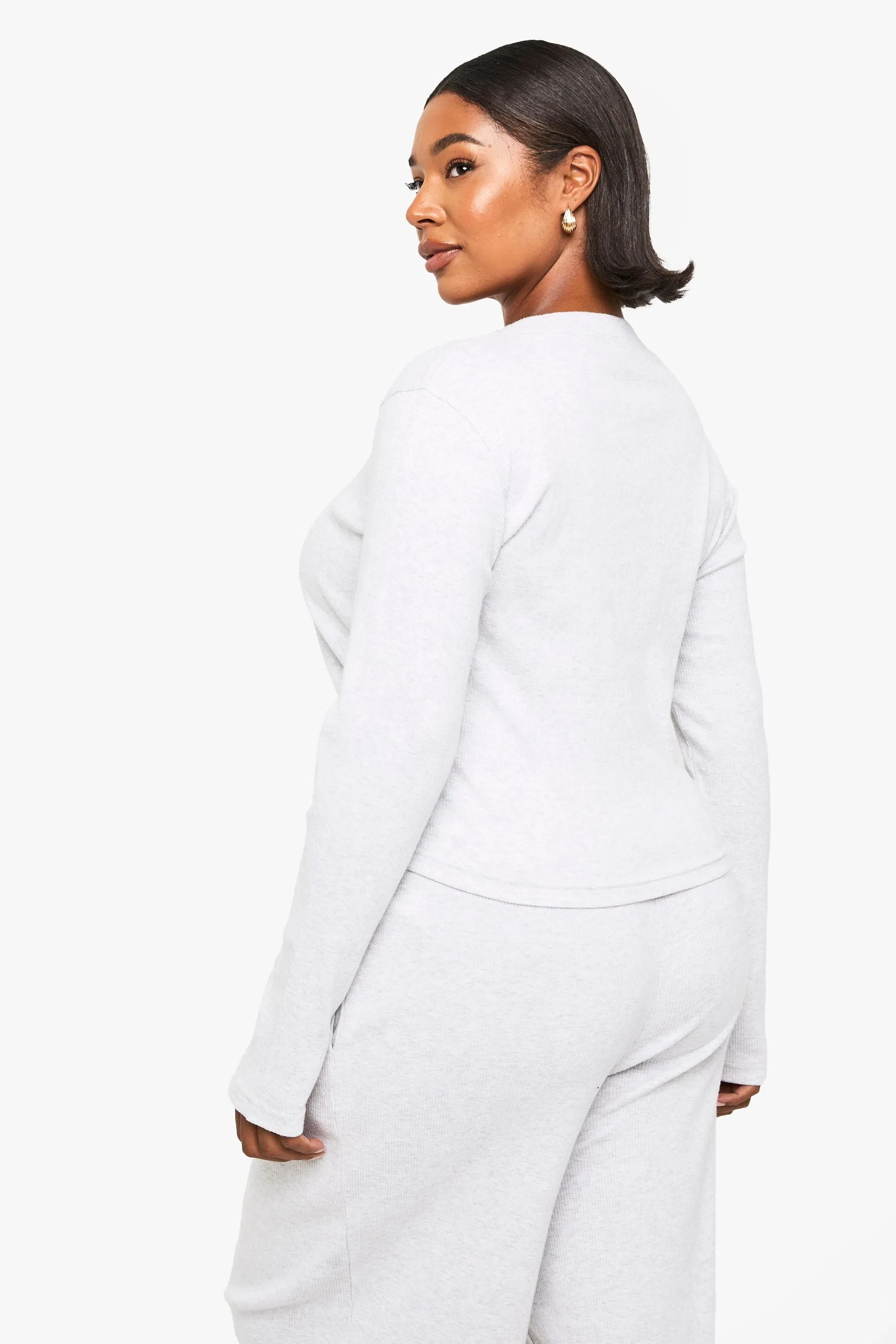 Plus Button Front Scoop Top
