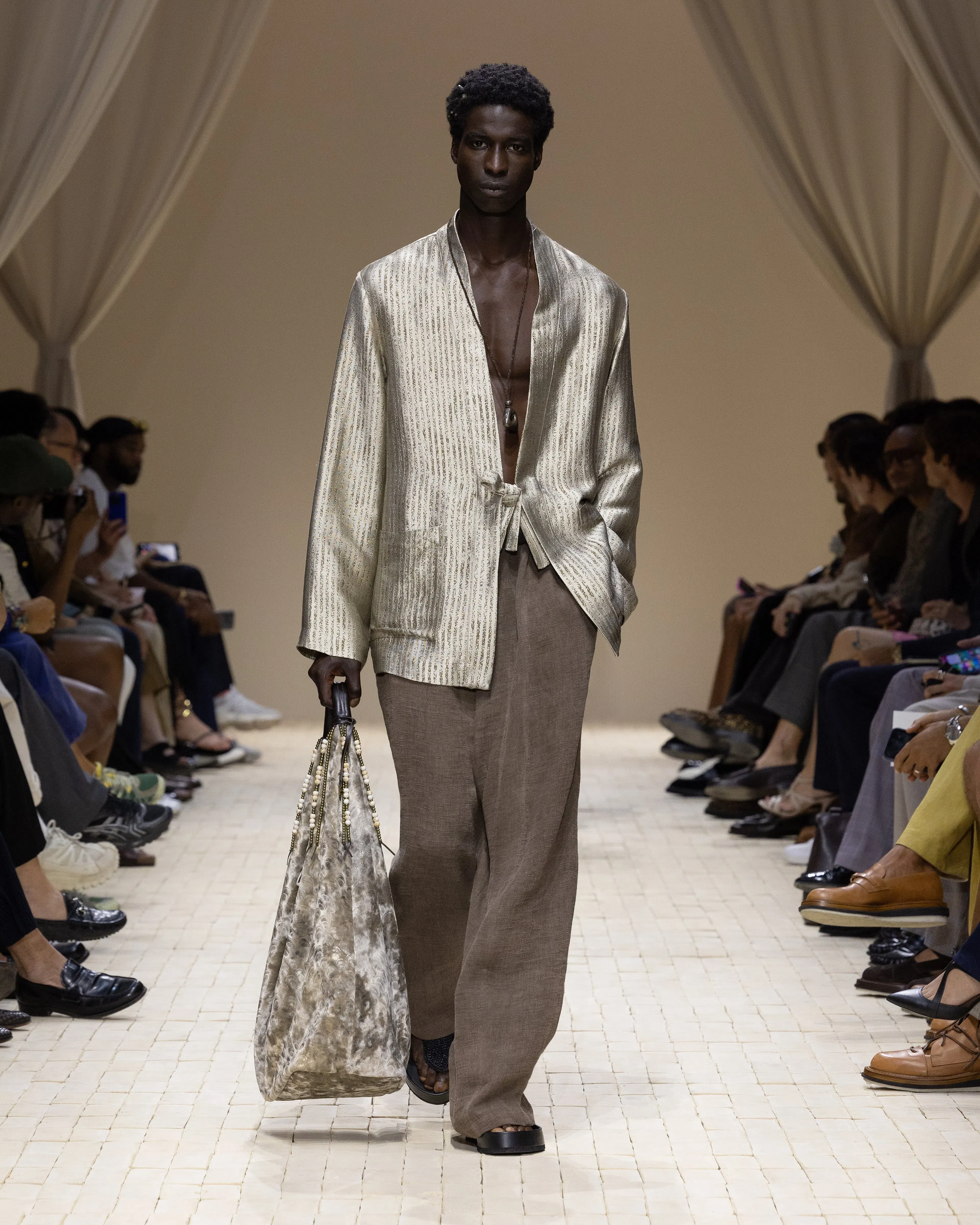 Emporio Armani Kimono jacket in flowing jacquard