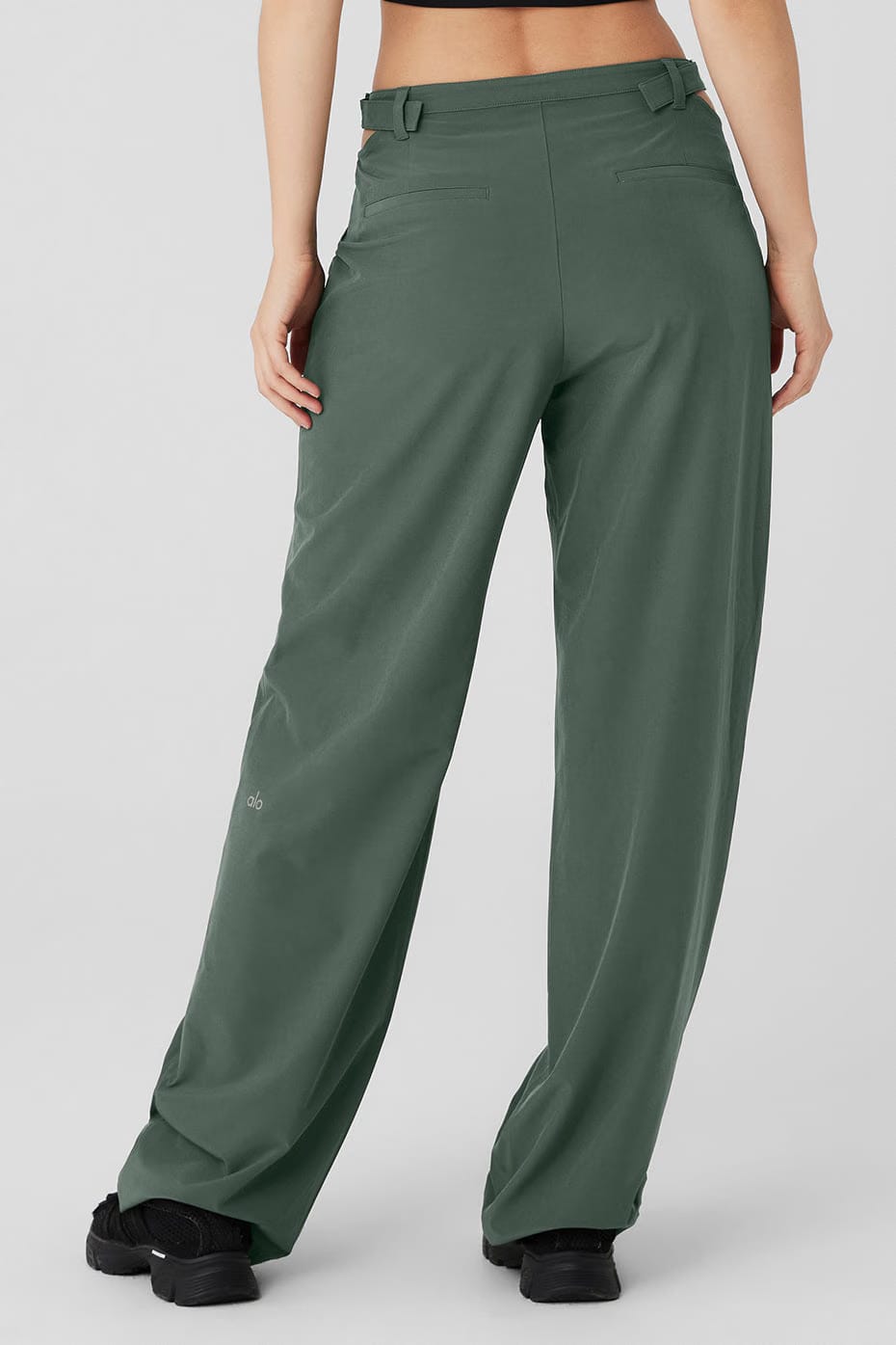 Alo Yoga Mid-Rise Showdown Trouser