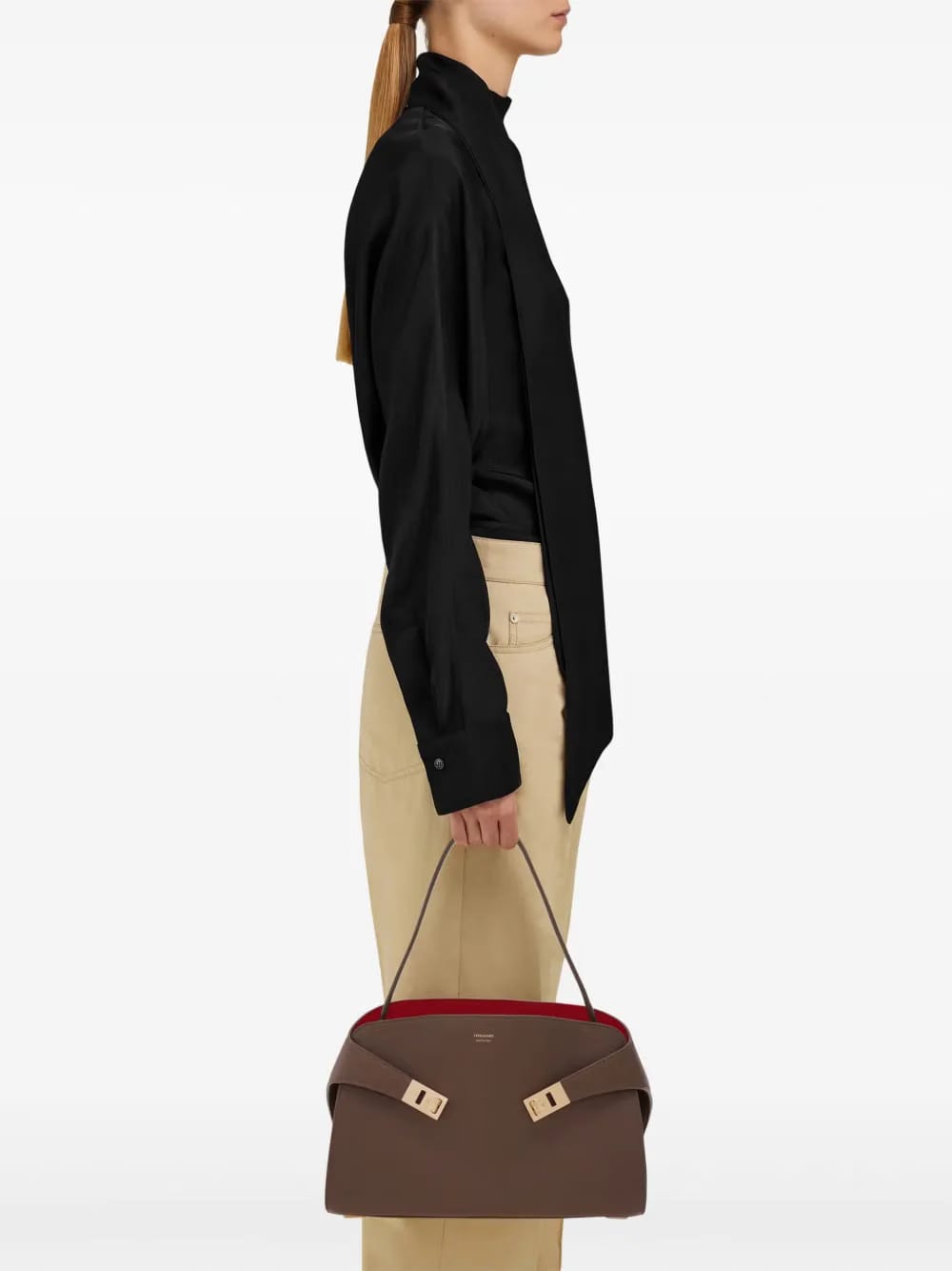 small Hug Soft shoulder bag