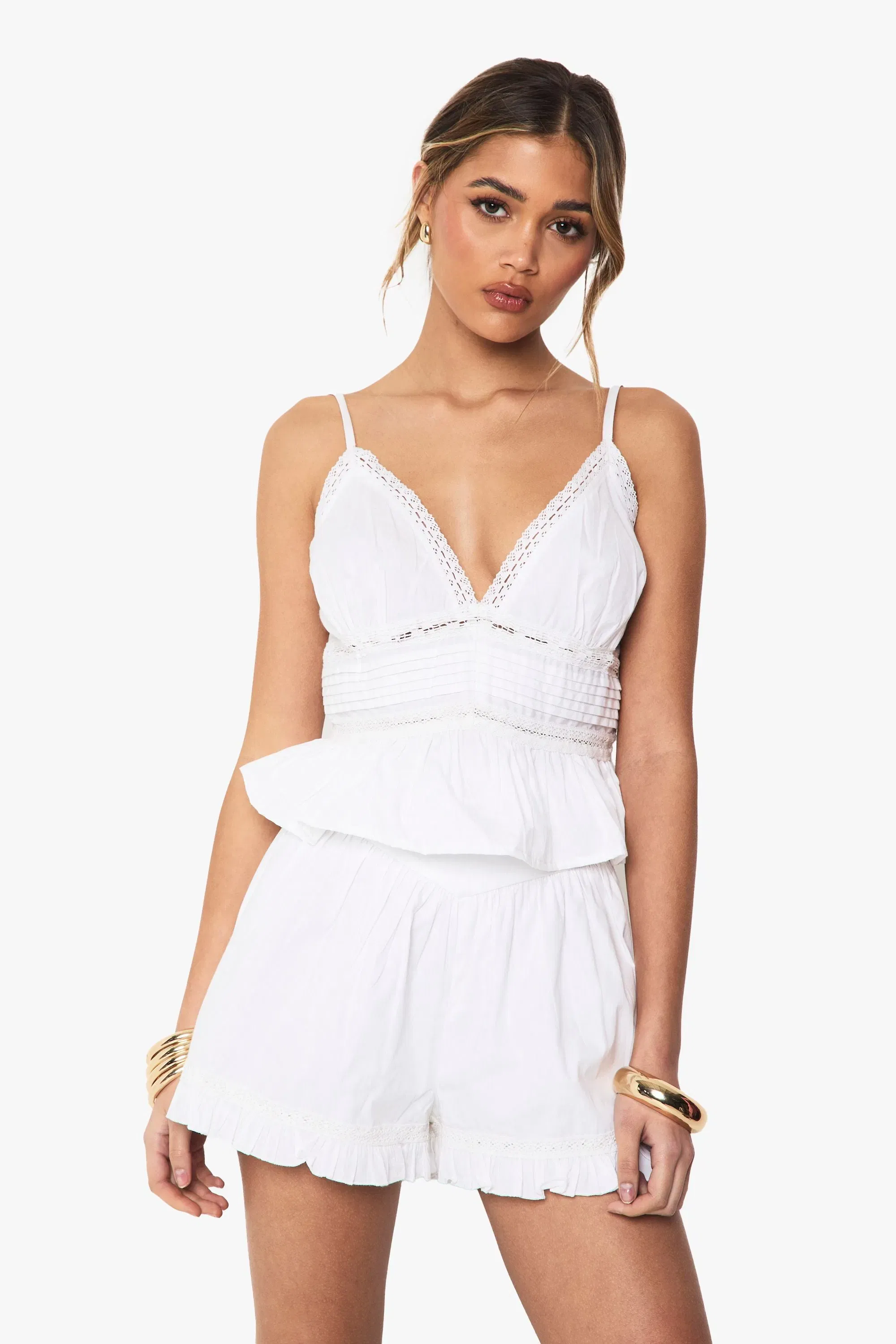 Lace Insert Frill Hem Flippy Short