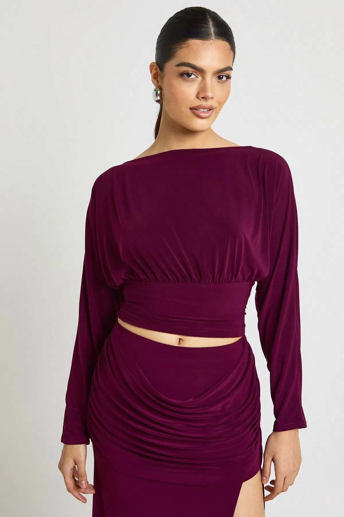 Slinky Cinched Wiast Ruched Sleeve Top