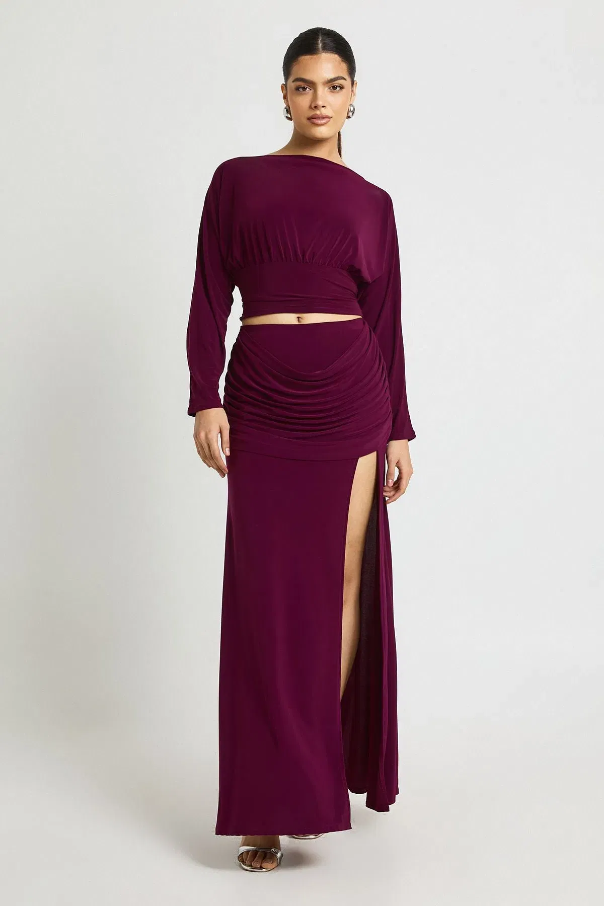 Slinky Cinched Wiast Ruched Sleeve Top