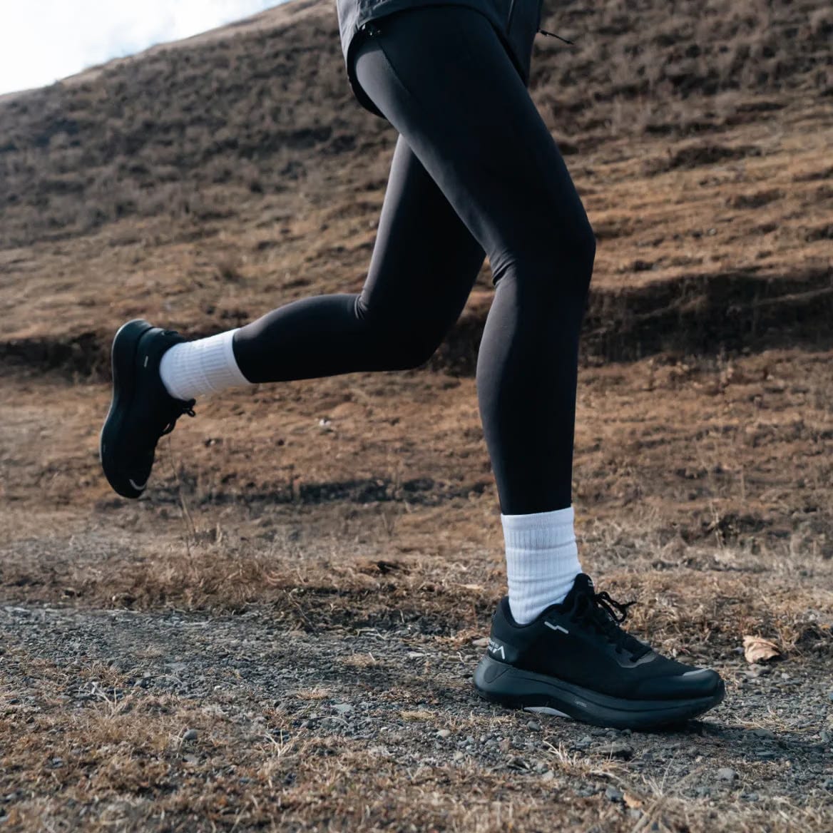 Mount To Coast S1 Black Women's
