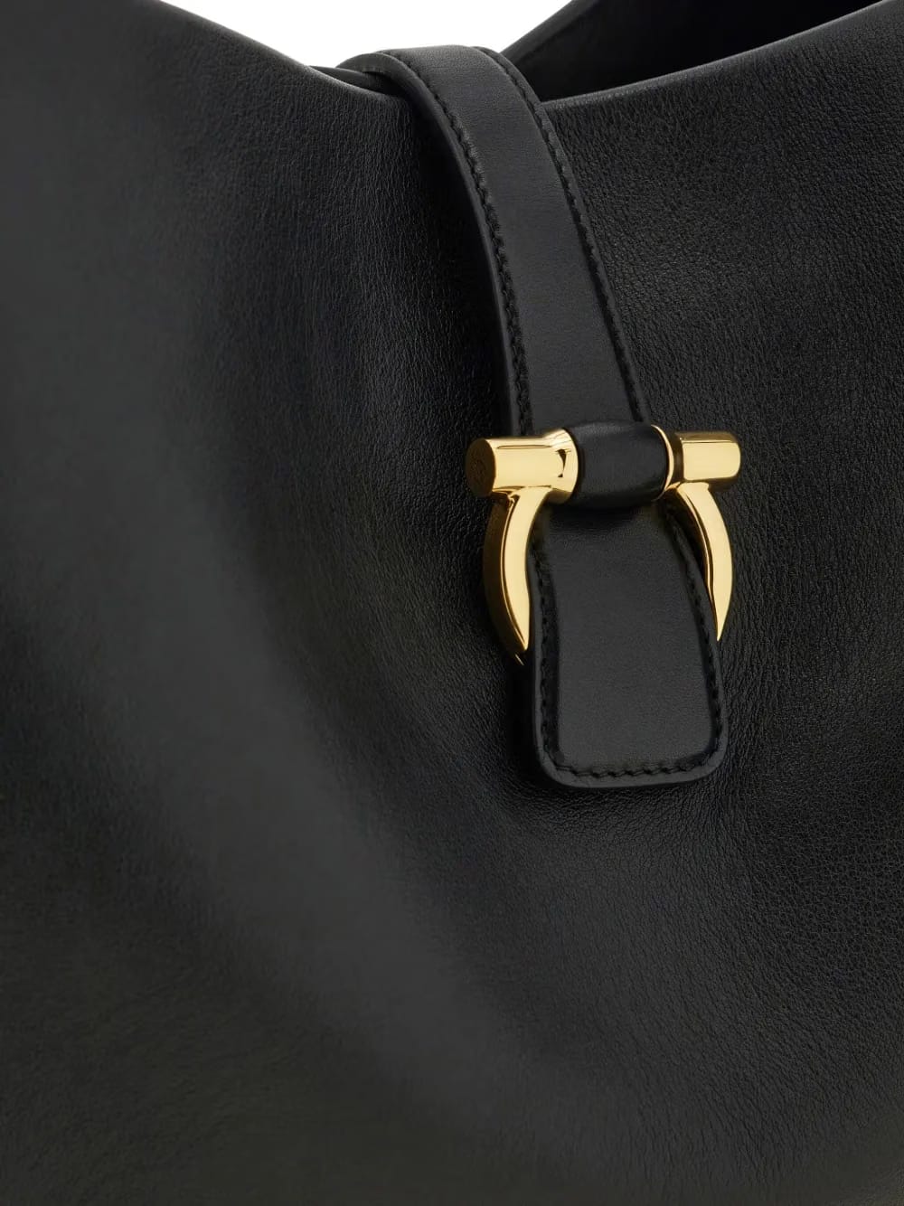 medium Gancini clasp tote bag